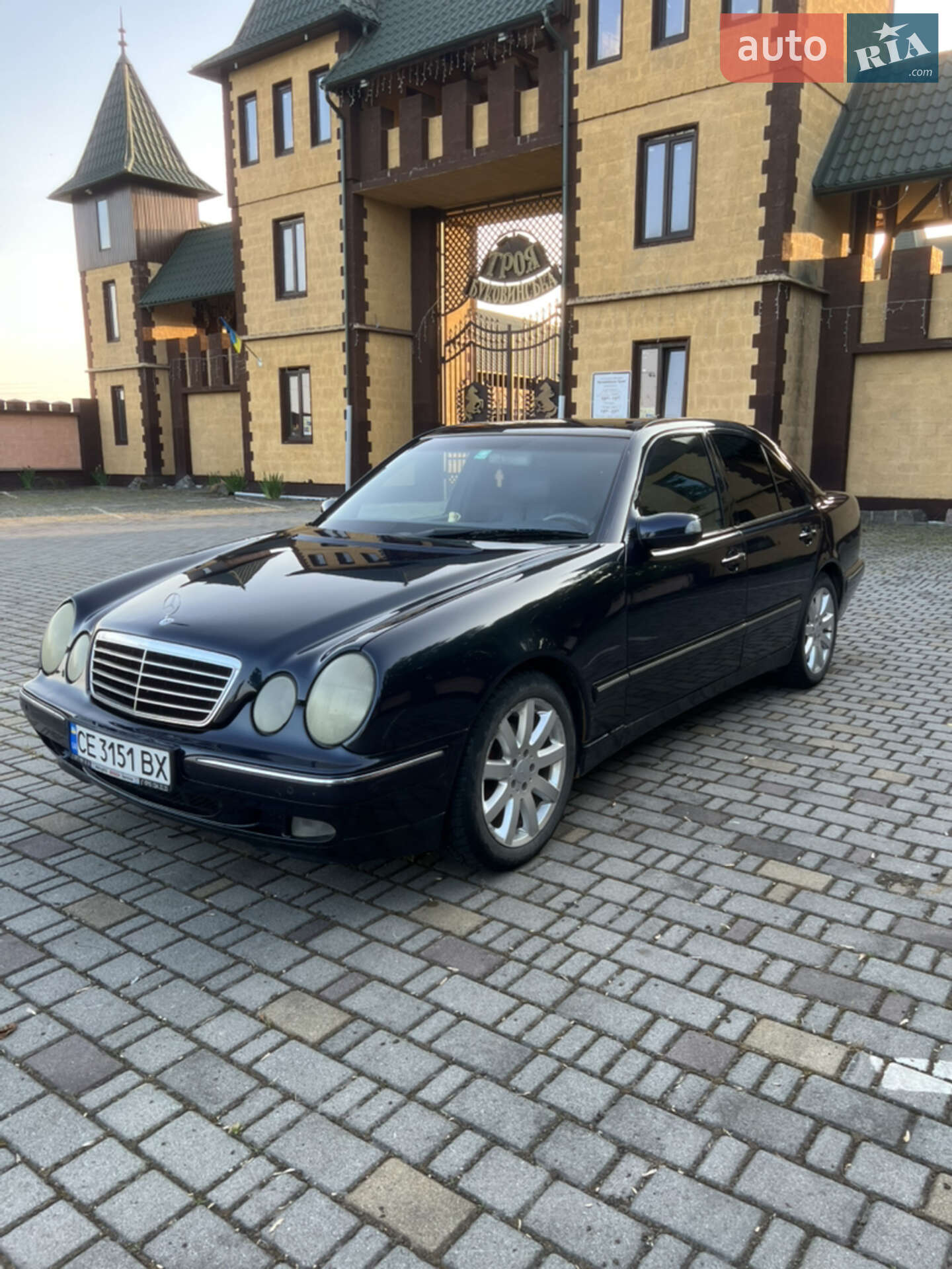 MERCEDES-BENZ E 200 CDI 2001