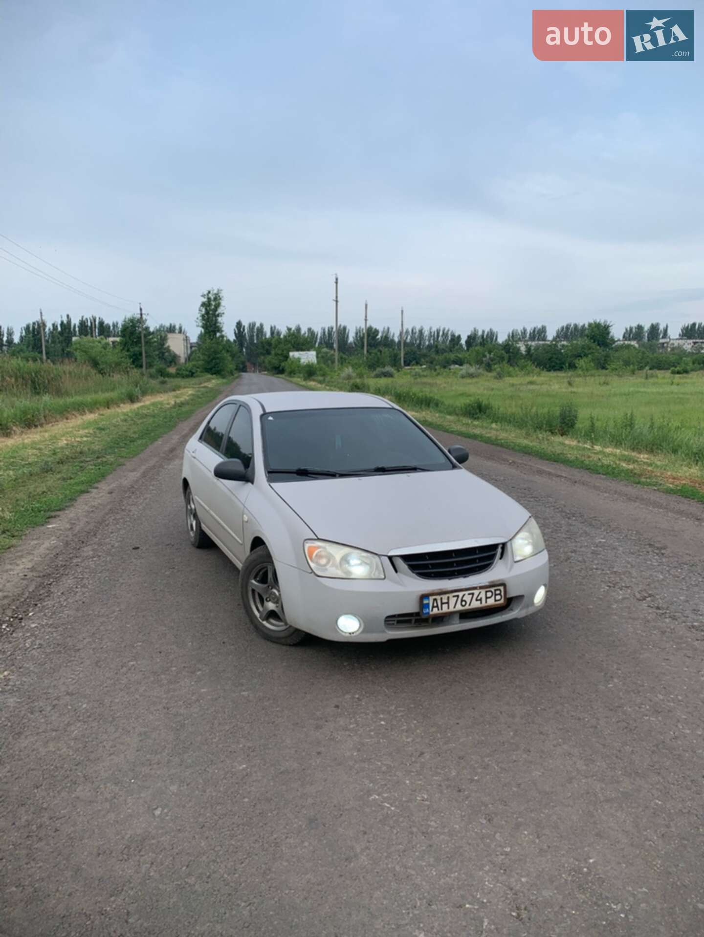 Головне фото звіту автомобіля KIA CERATO 2005