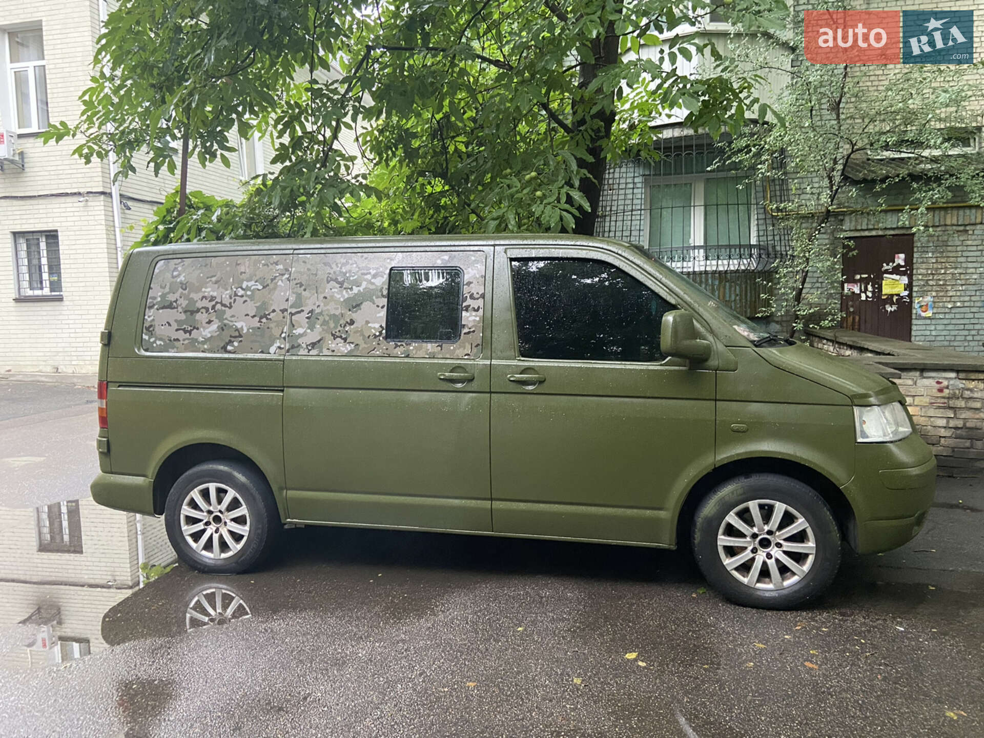 VOLKSWAGEN TRANSPORTER 2005