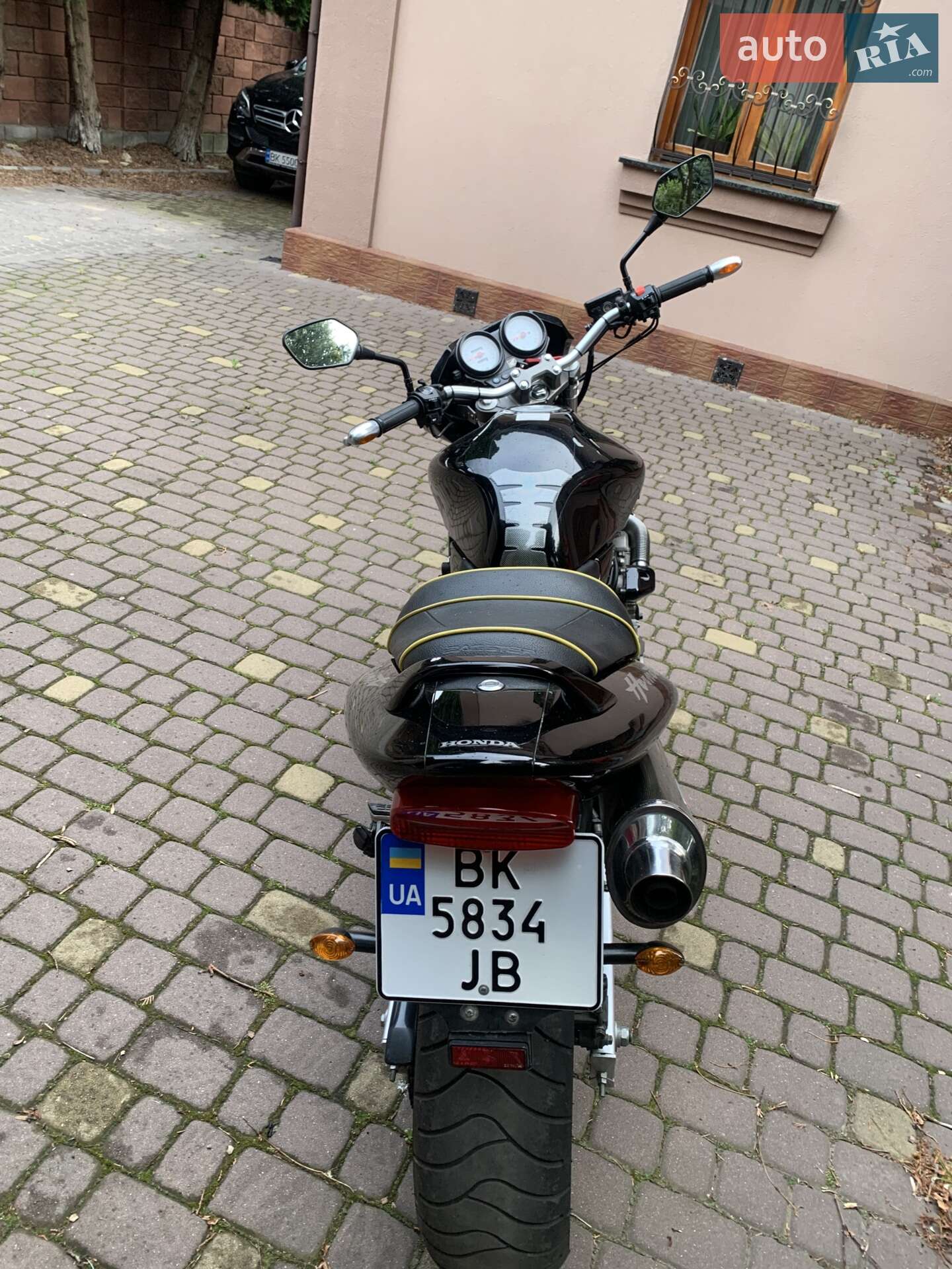 Головне фото звіту автомобіля HONDA CB 600F 2002