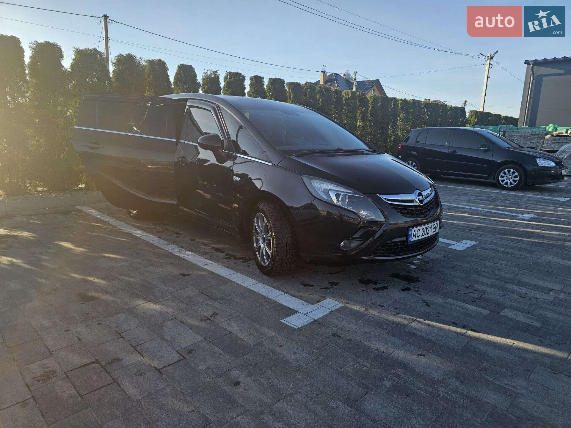 OPEL ZAFIRA 2014