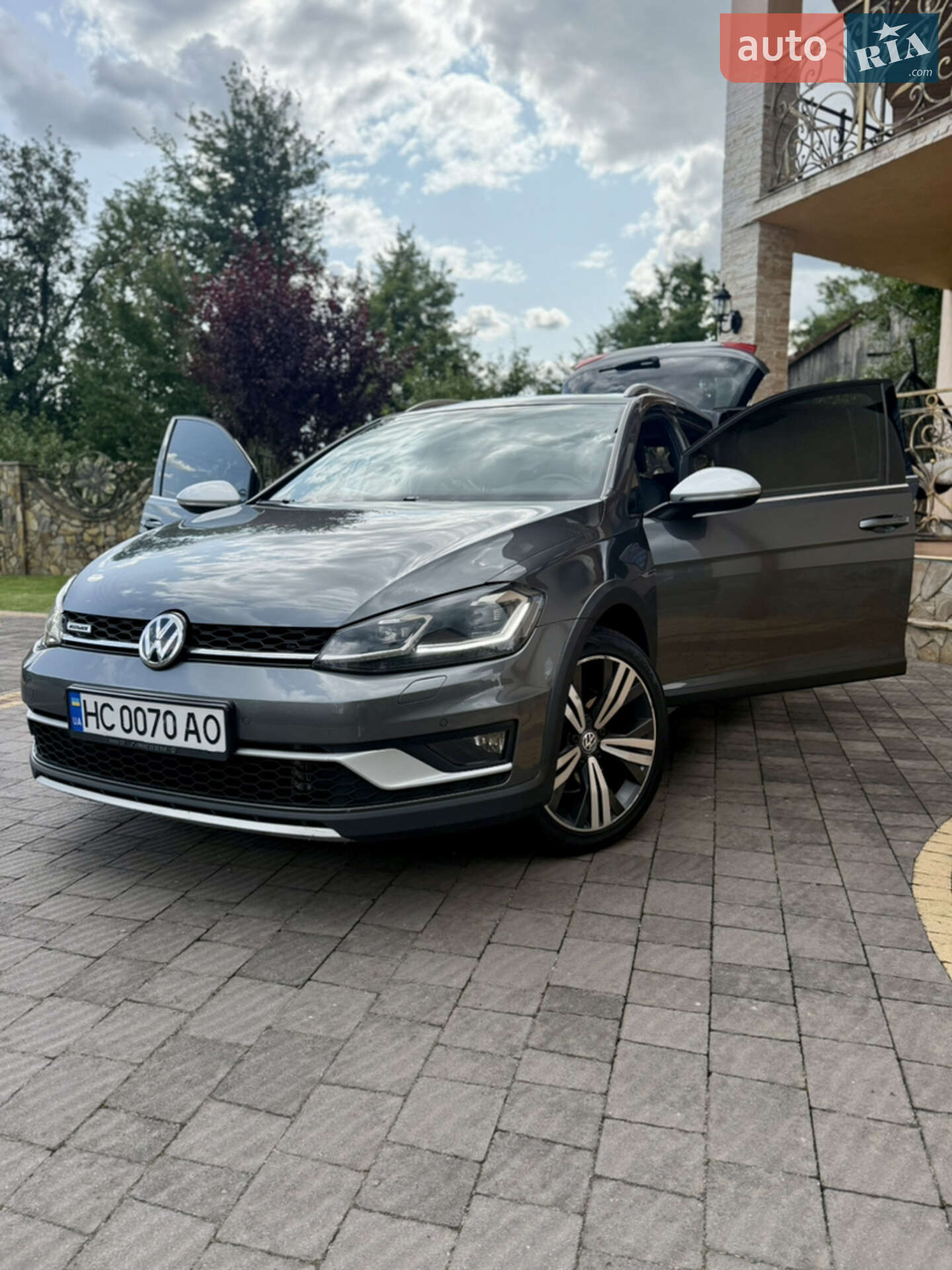 VOLKSWAGEN GOLF 2018