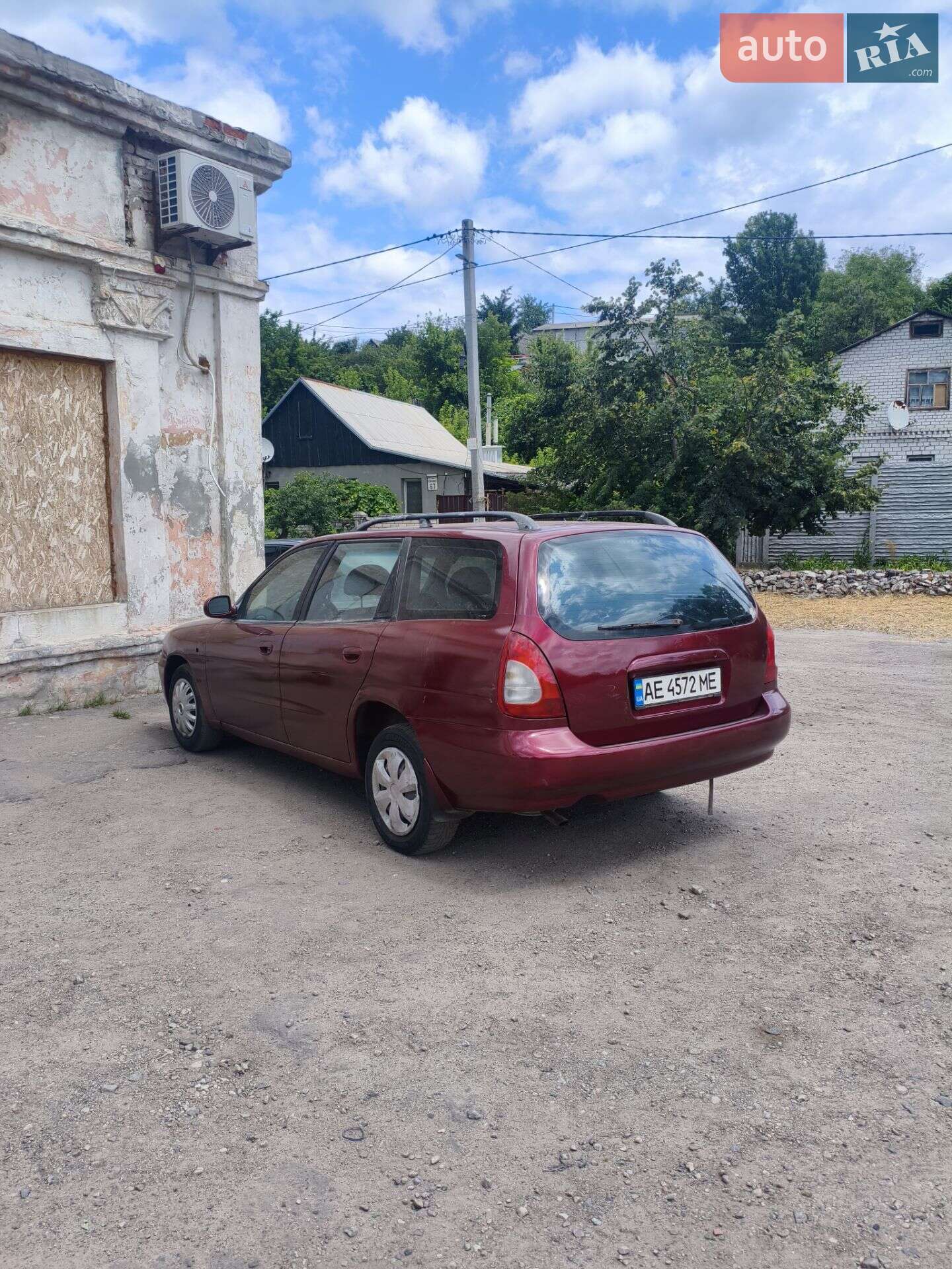 DAEWOO NUBIRA 1998