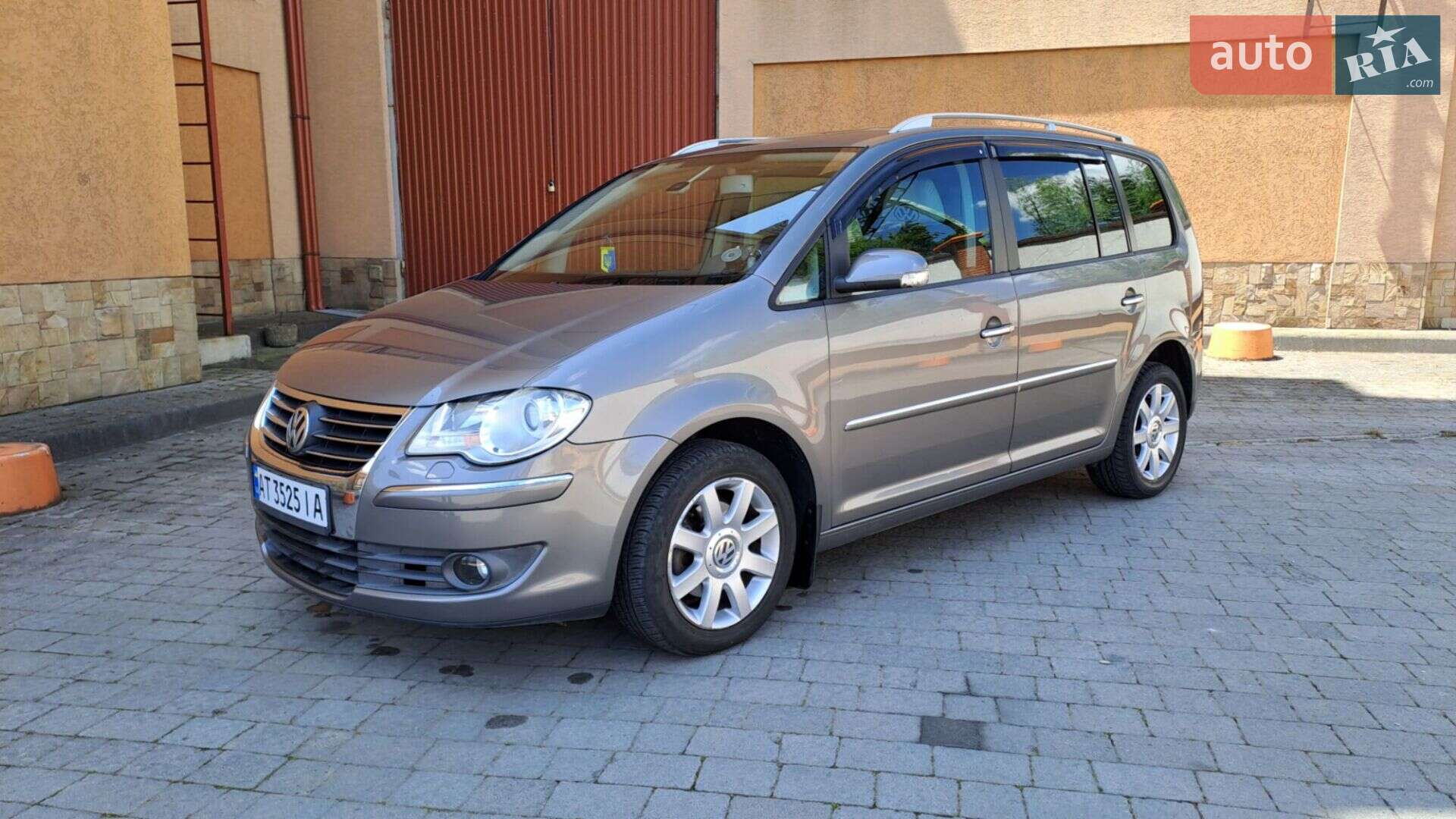 VOLKSWAGEN TOURAN 2007