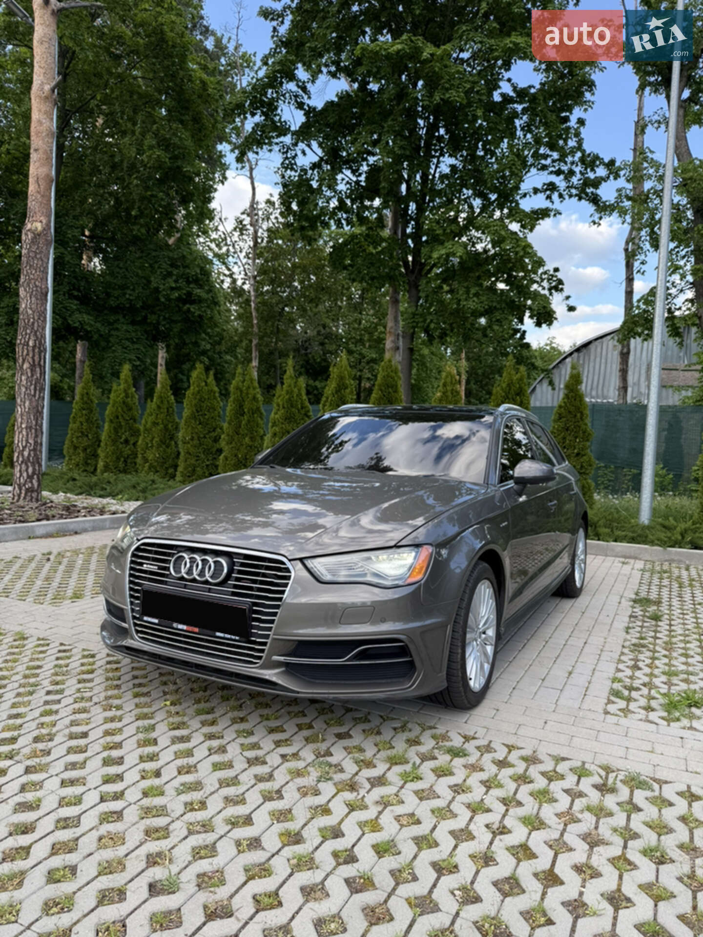AUDI A3 E-TRON 2016