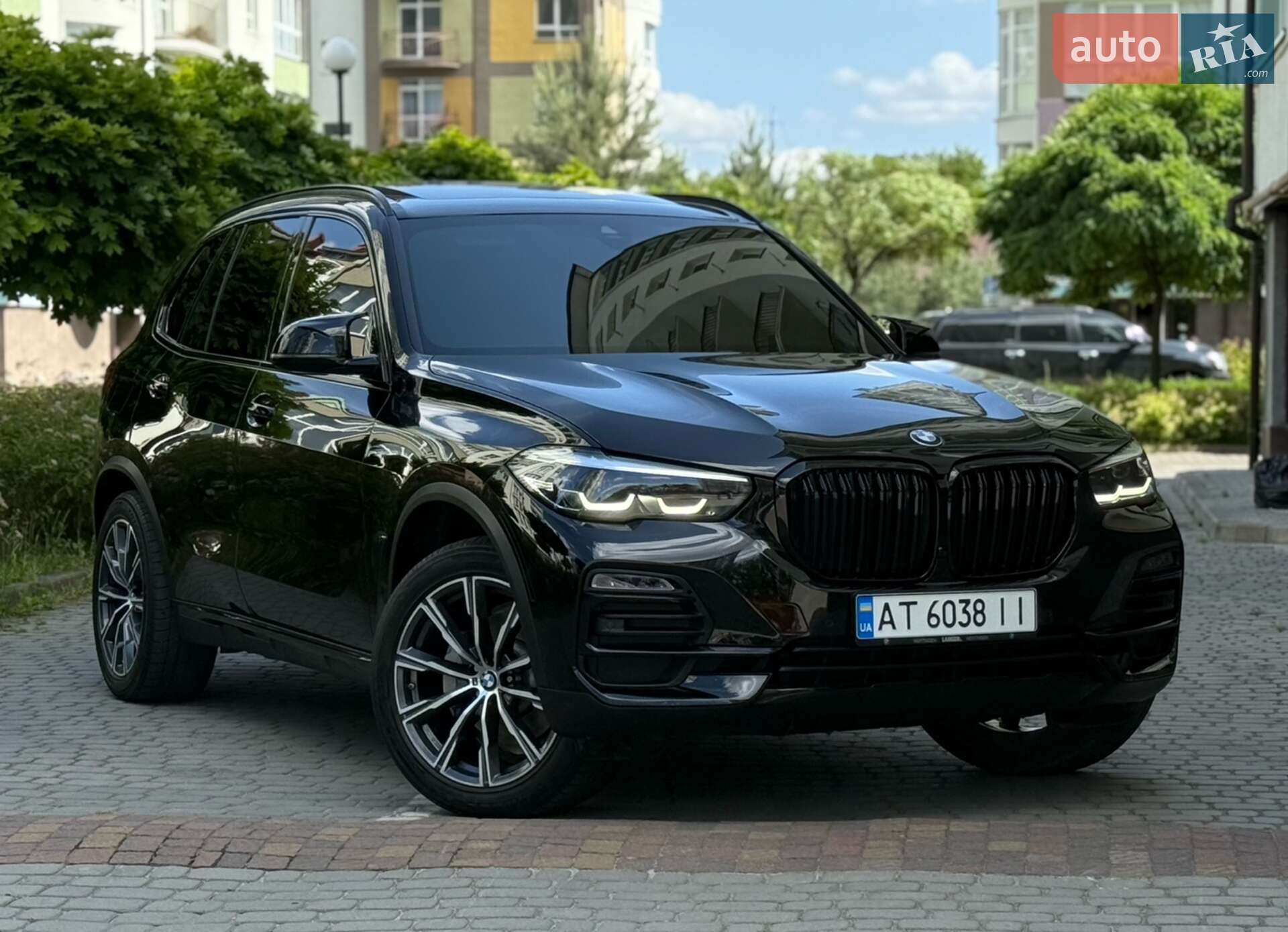 Головне фото звіту автомобіля BMW X5 2018
