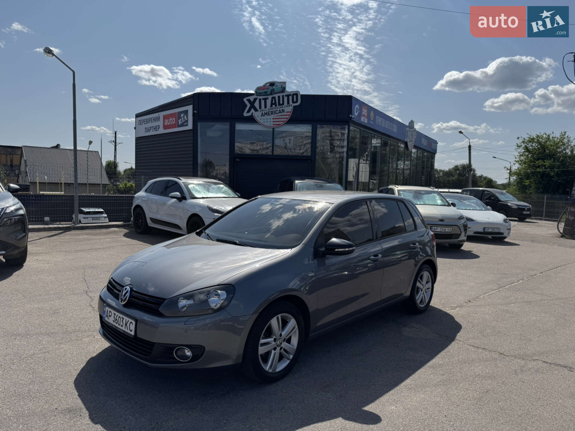 VOLKSWAGEN GOLF 2012