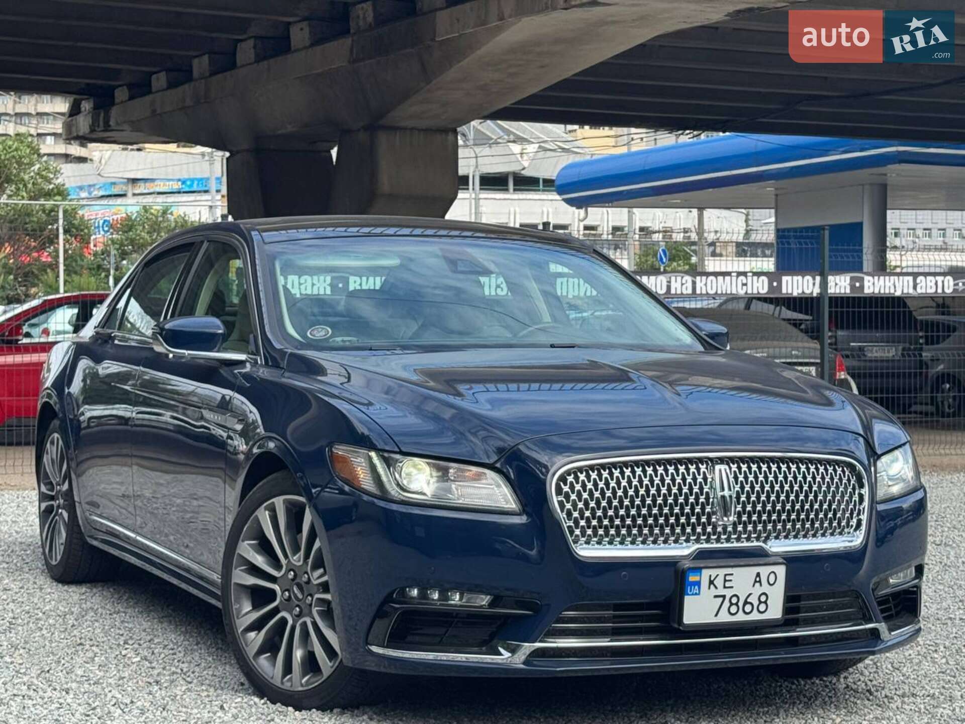 LINCOLN CONTINENTAL 2018