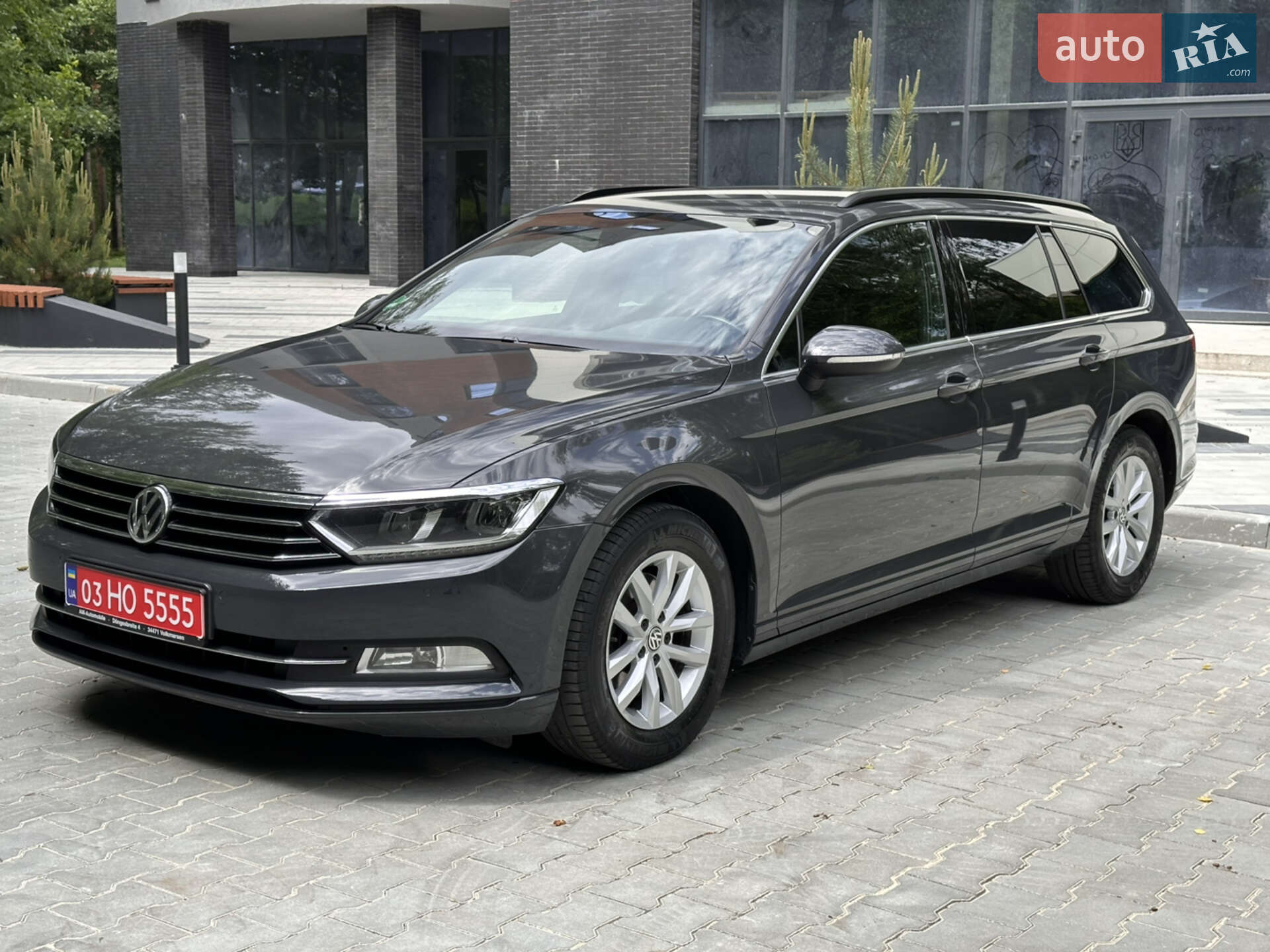 VOLKSWAGEN PASSAT 2019