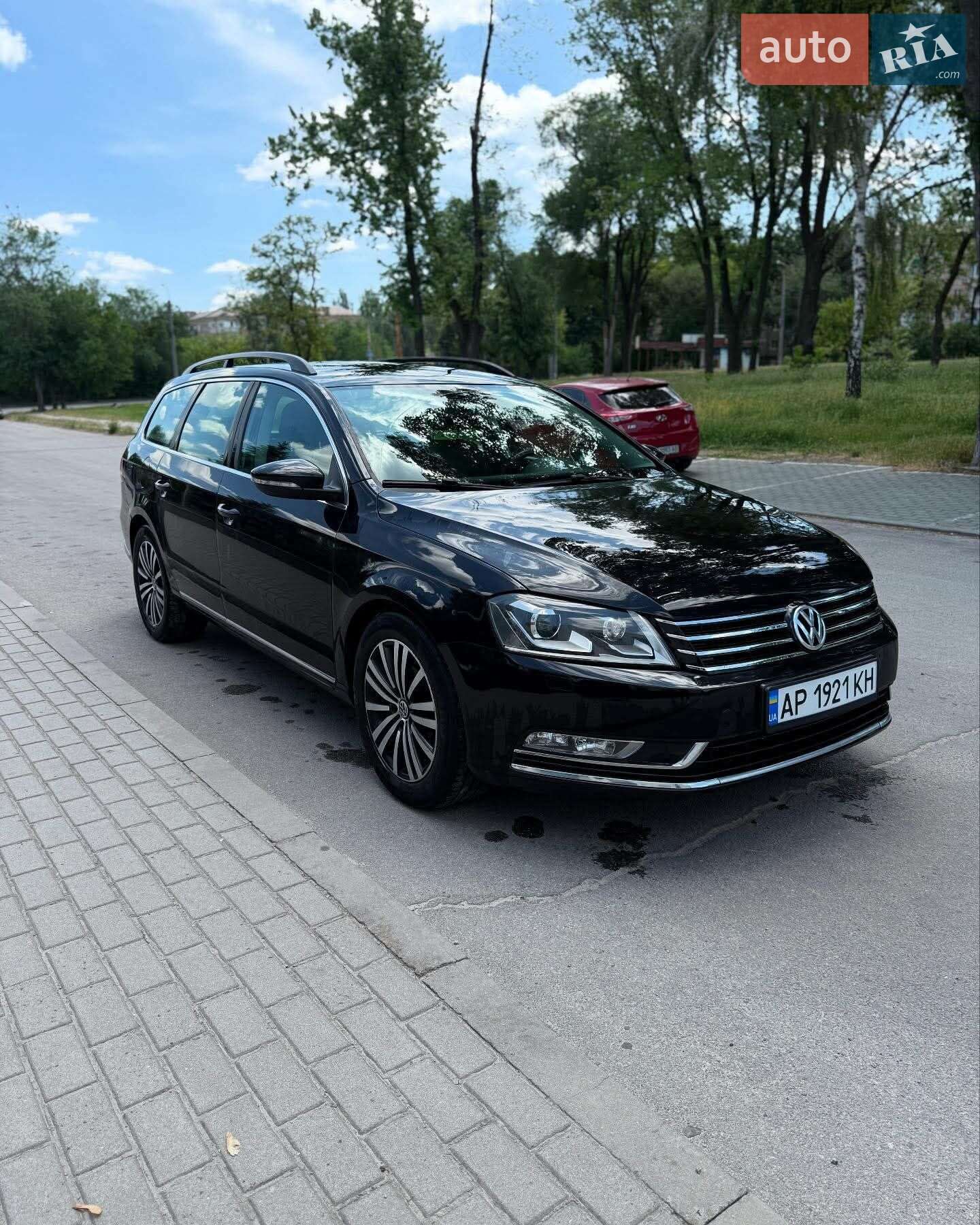 VOLKSWAGEN PASSAT 2014