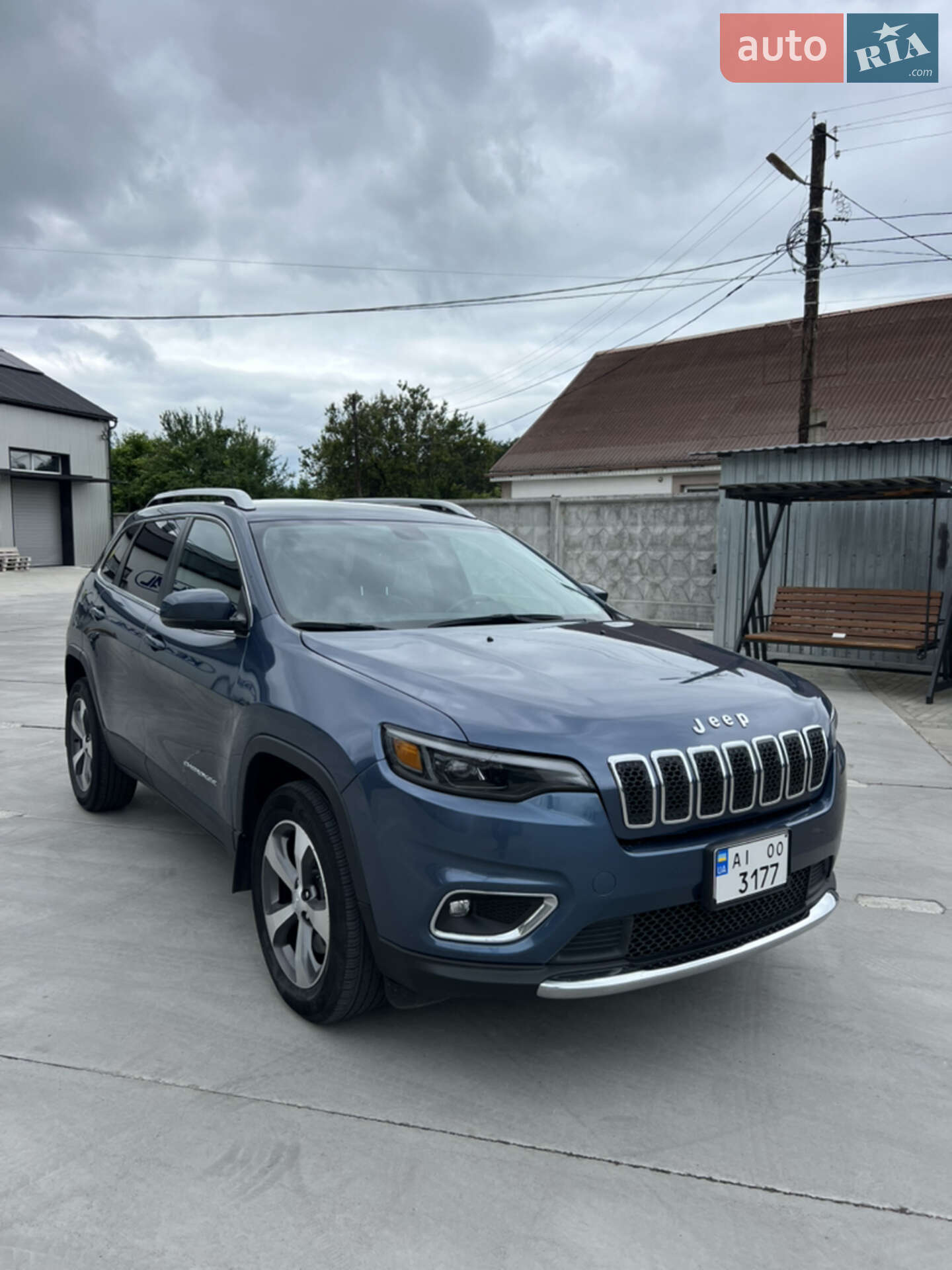 JEEP CHEROKEE 2020