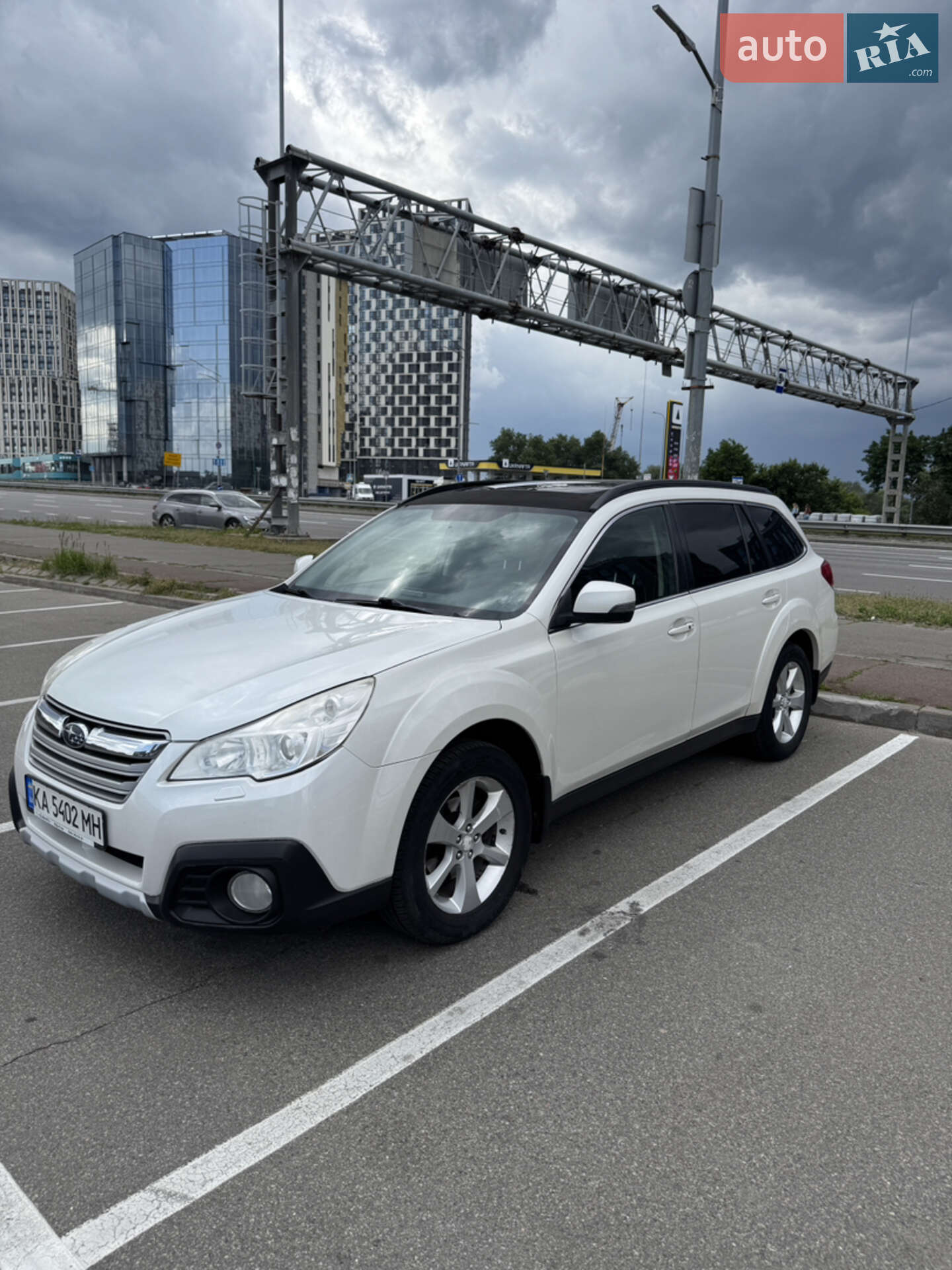 SUBARU OUTBACK 2013