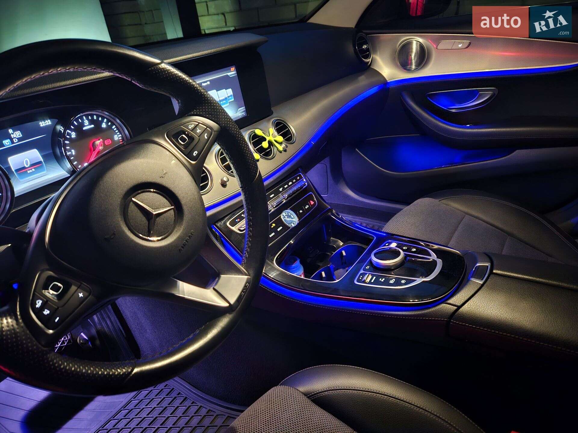 MERCEDES-BENZ E 200 D 2017