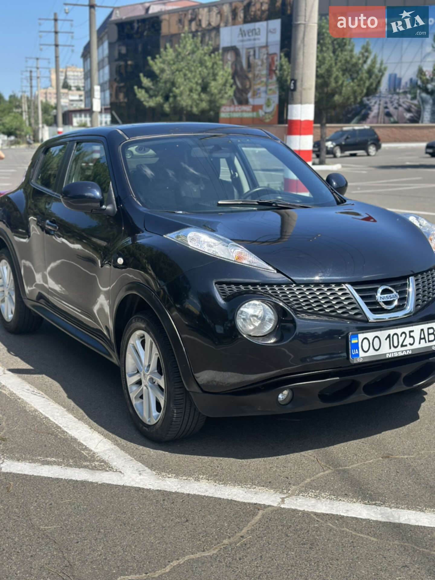 NISSAN JUKE 2012