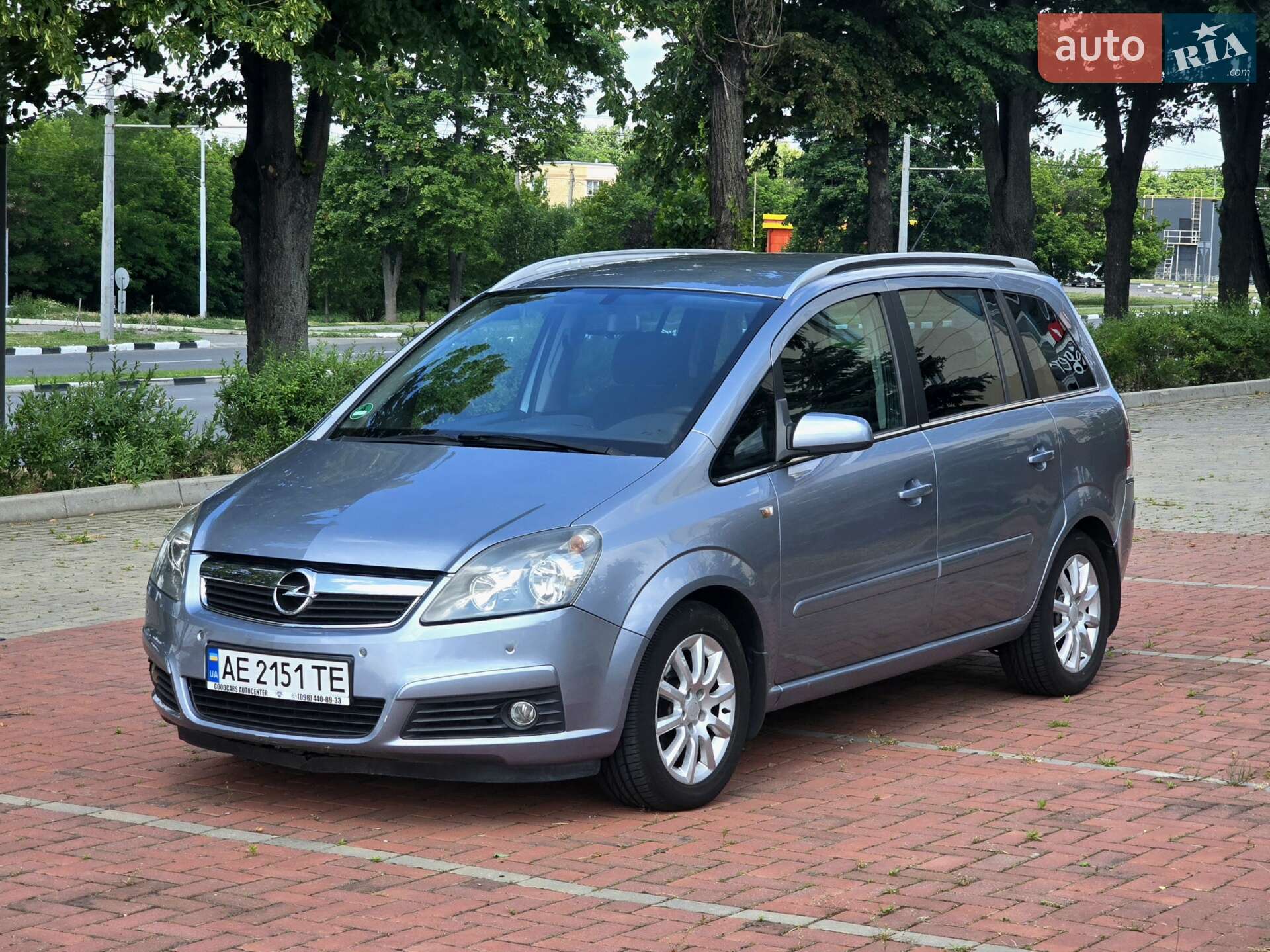 OPEL ZAFIRA 2005