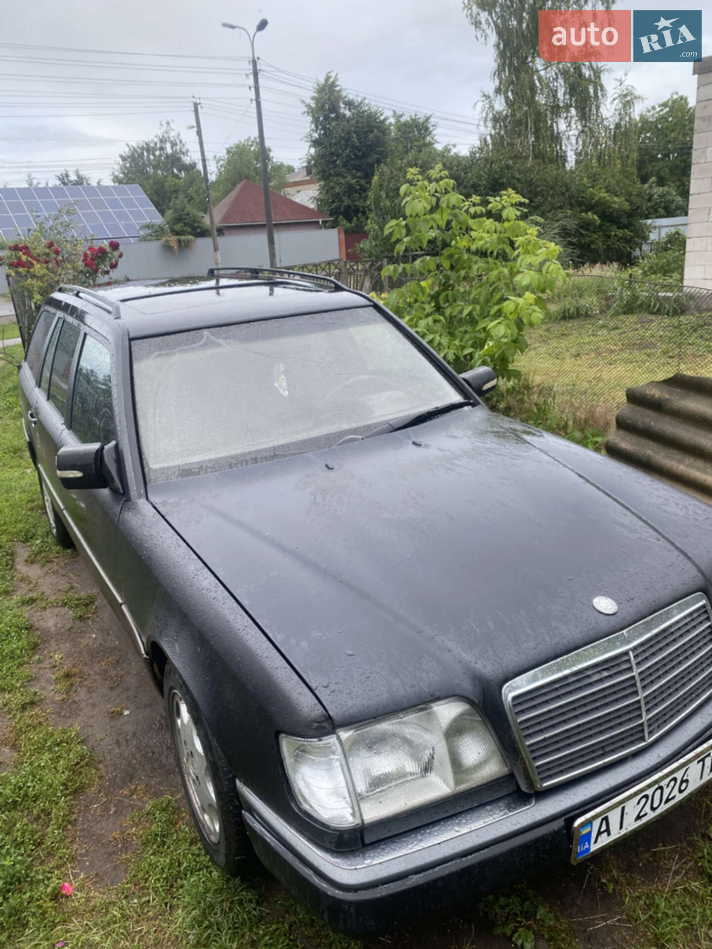 MERCEDES-BENZ E 220 1995