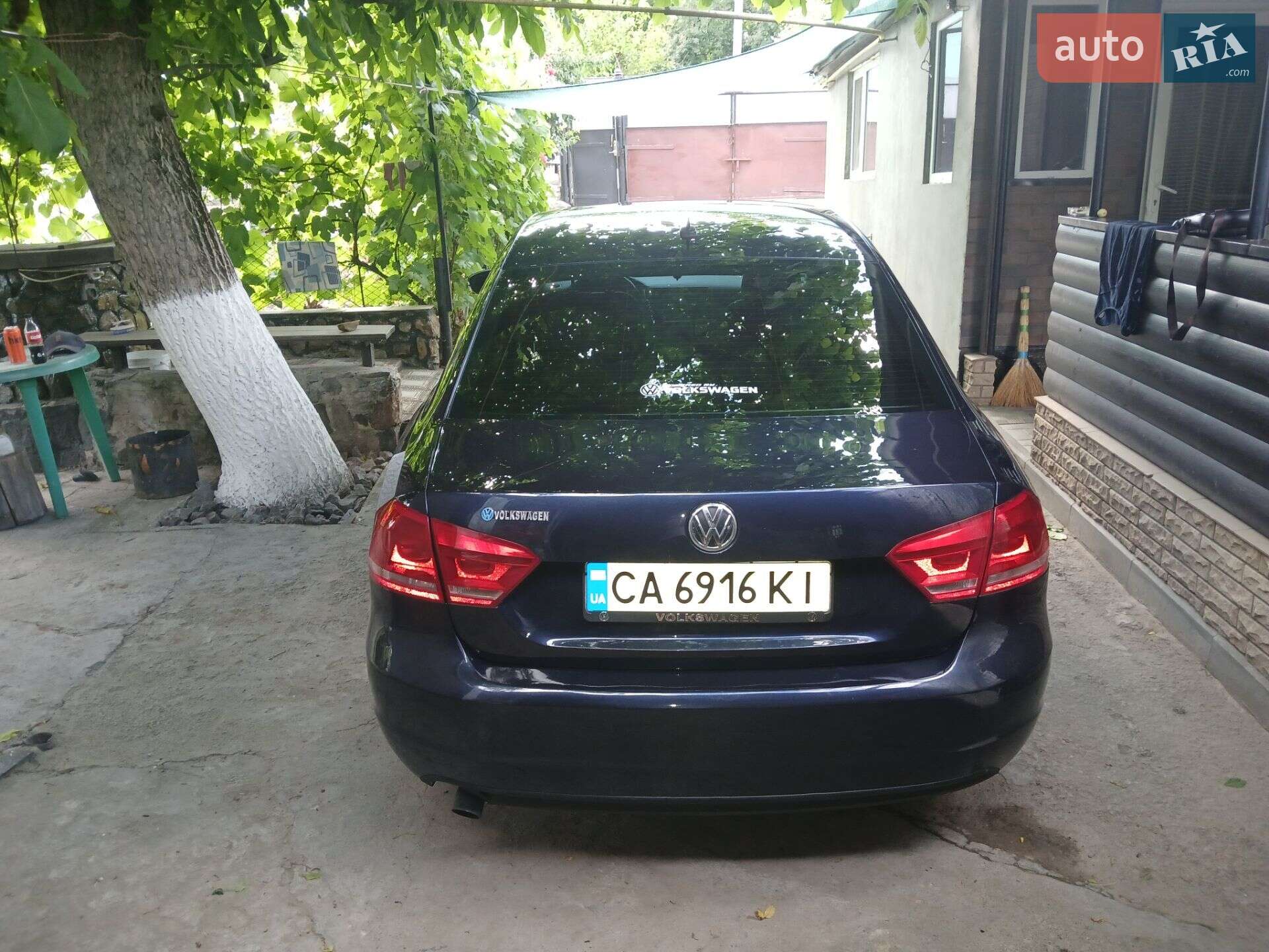 VOLKSWAGEN PASSAT 2012