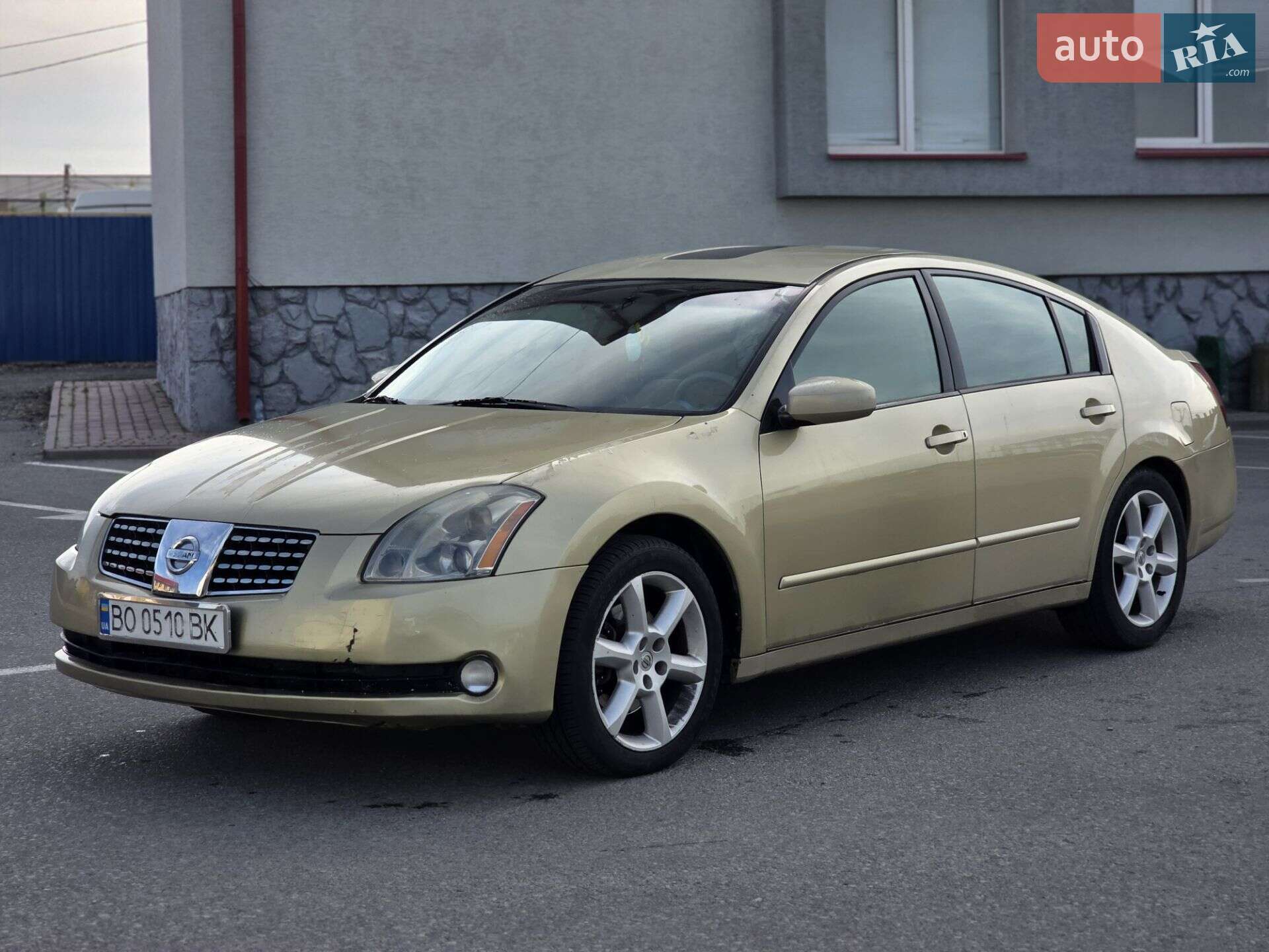 Головне фото звіту автомобіля NISSAN MAXIMA 2004