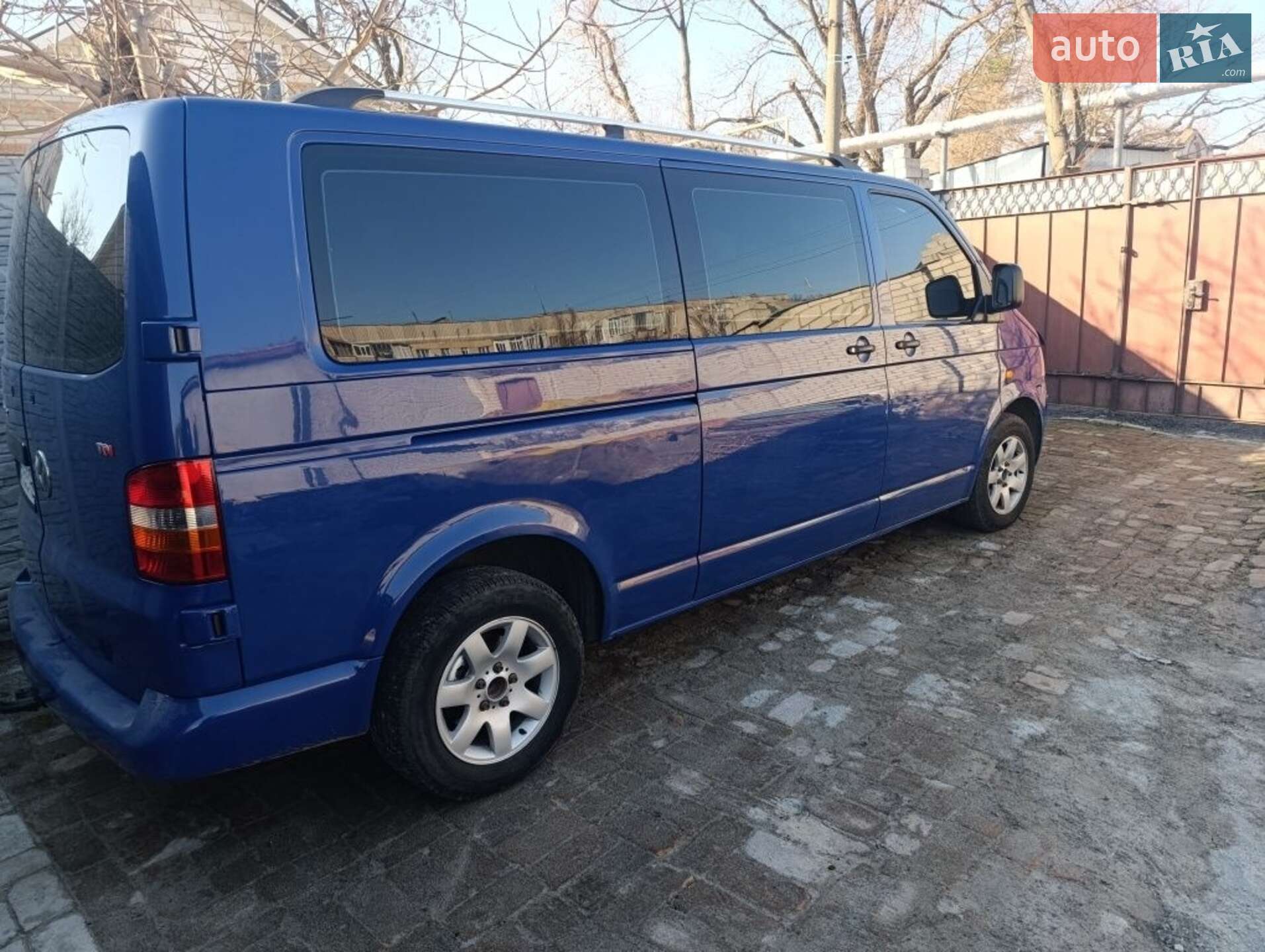 VOLKSWAGEN TRANSPORTER 2005