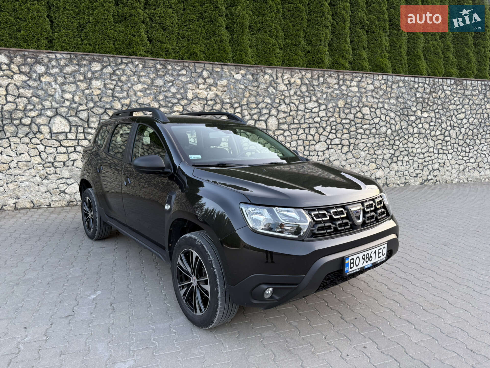 Головне фото звіту автомобіля DACIA DUSTER 2018