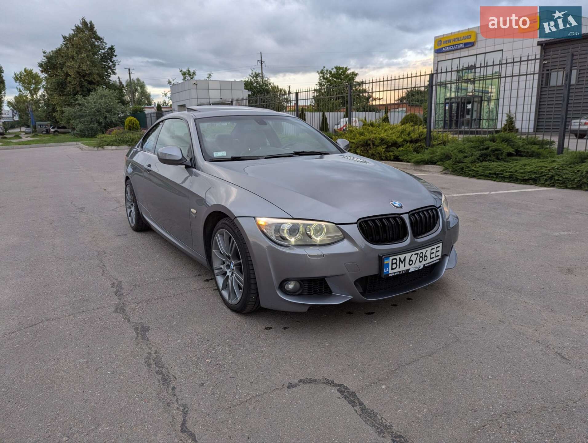 BMW 335XI 2010