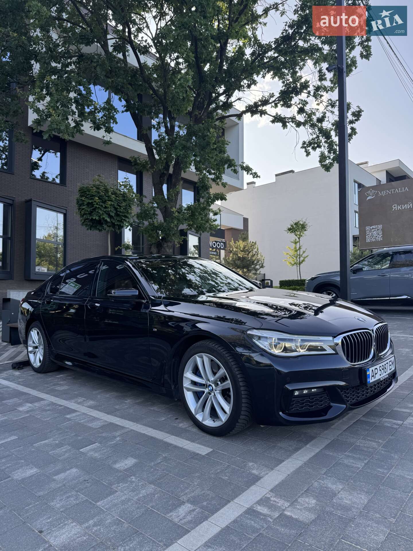 BMW 750LI 2017