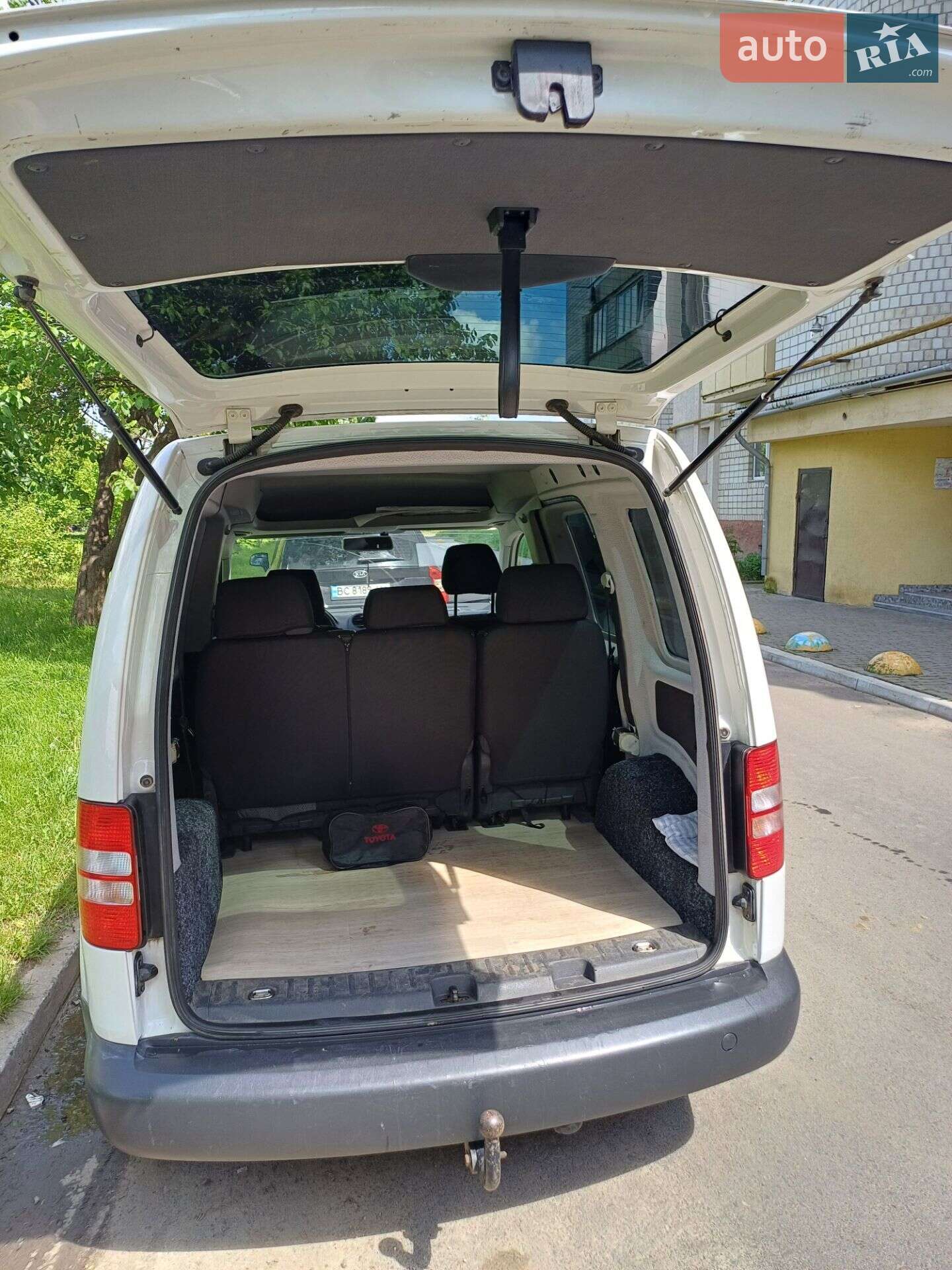 VOLKSWAGEN CADDY 2014