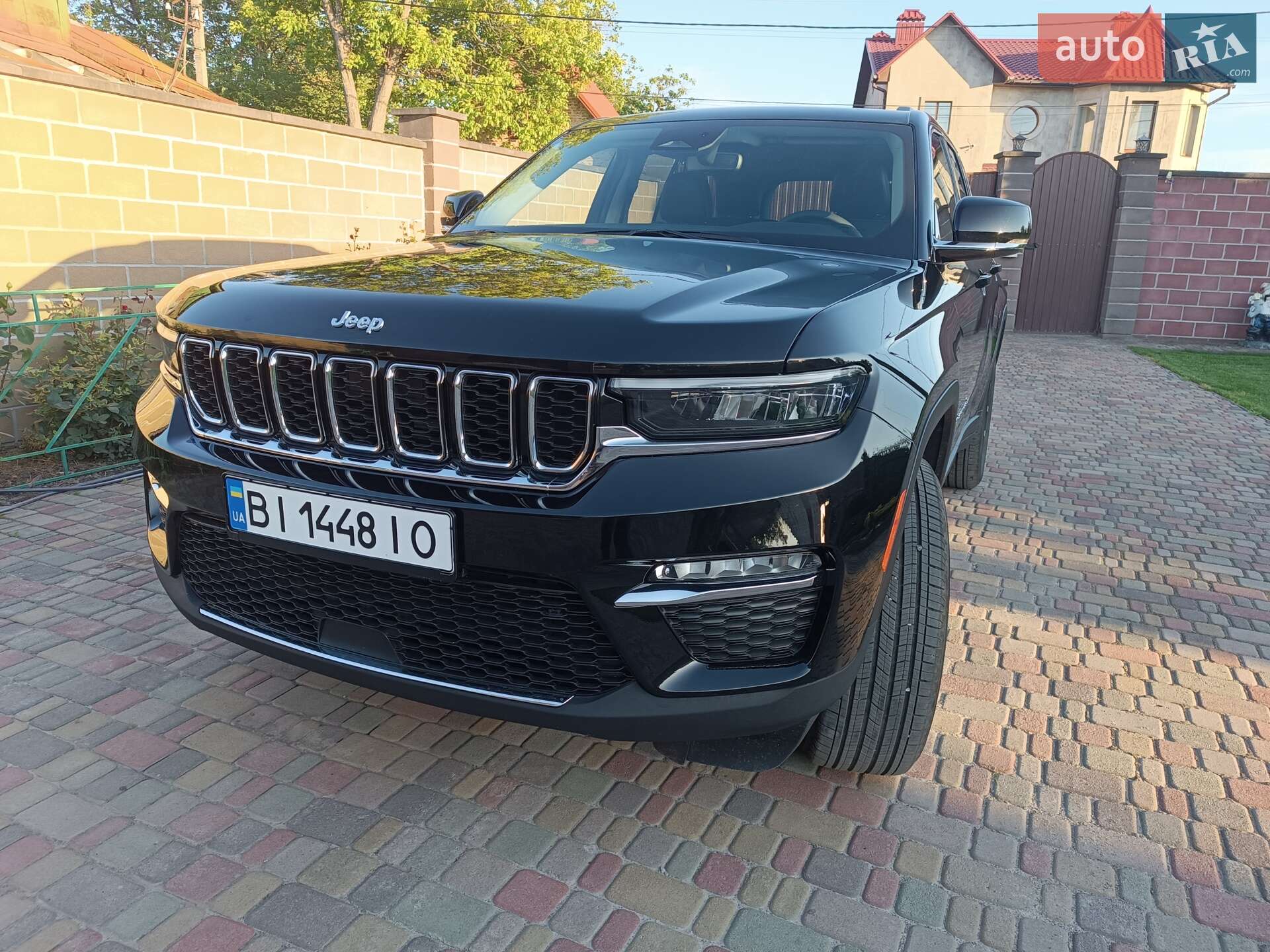 JEEP GRAND CHEROKEE 2023