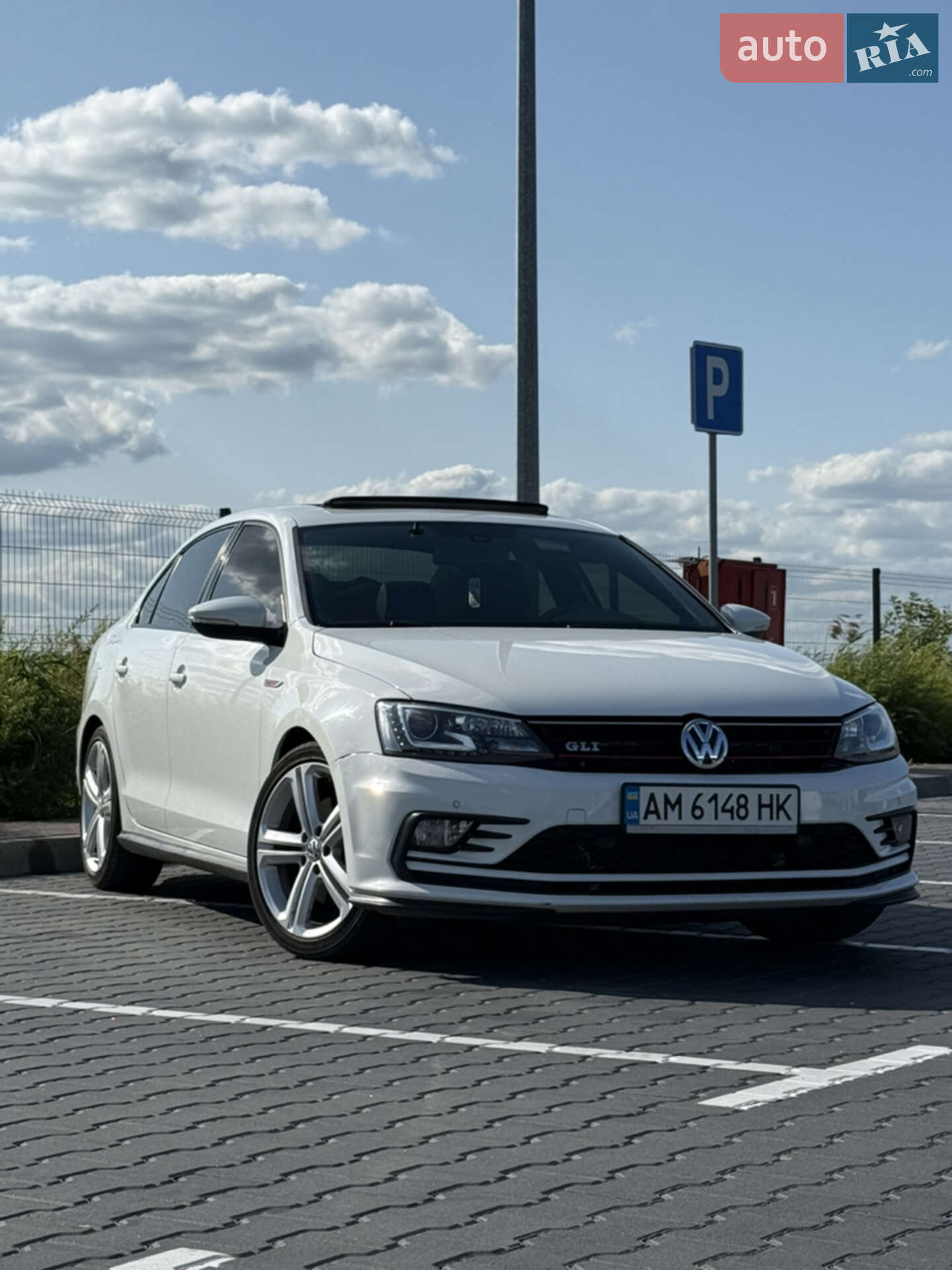 VOLKSWAGEN JETTA 2016