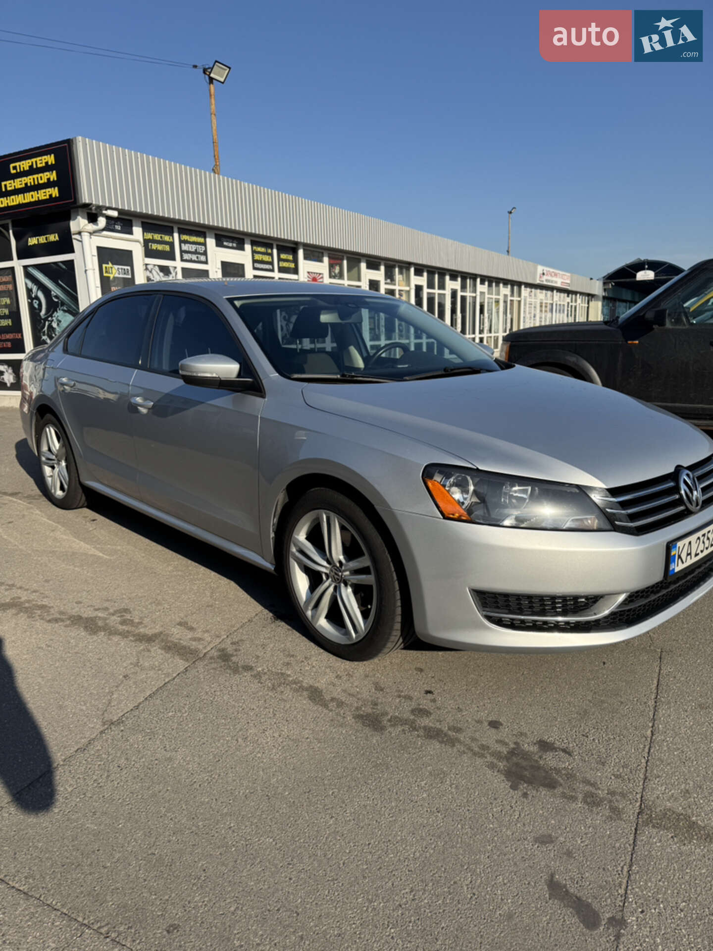 VOLKSWAGEN PASSAT 2012