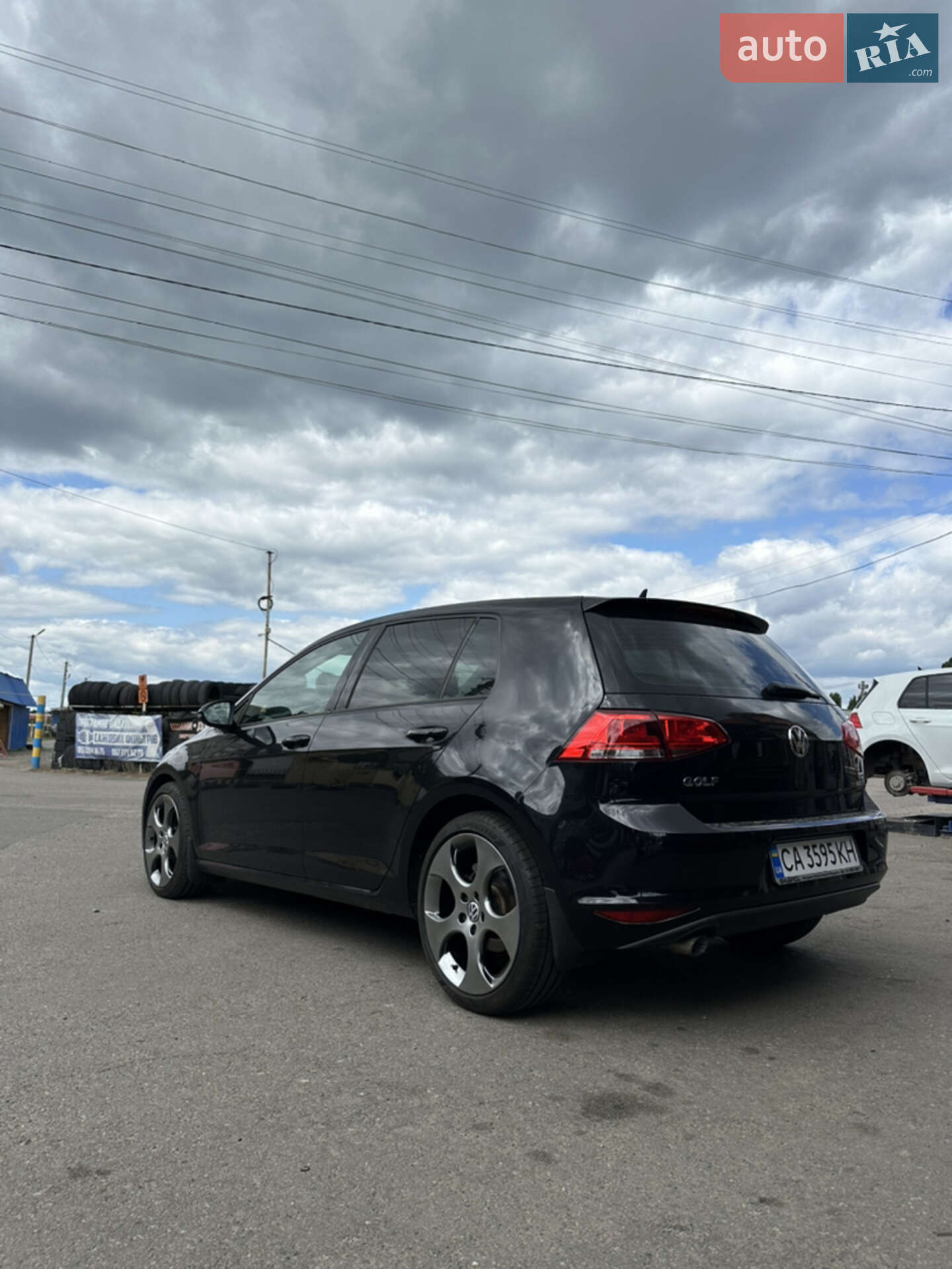 VOLKSWAGEN GOLF 2014