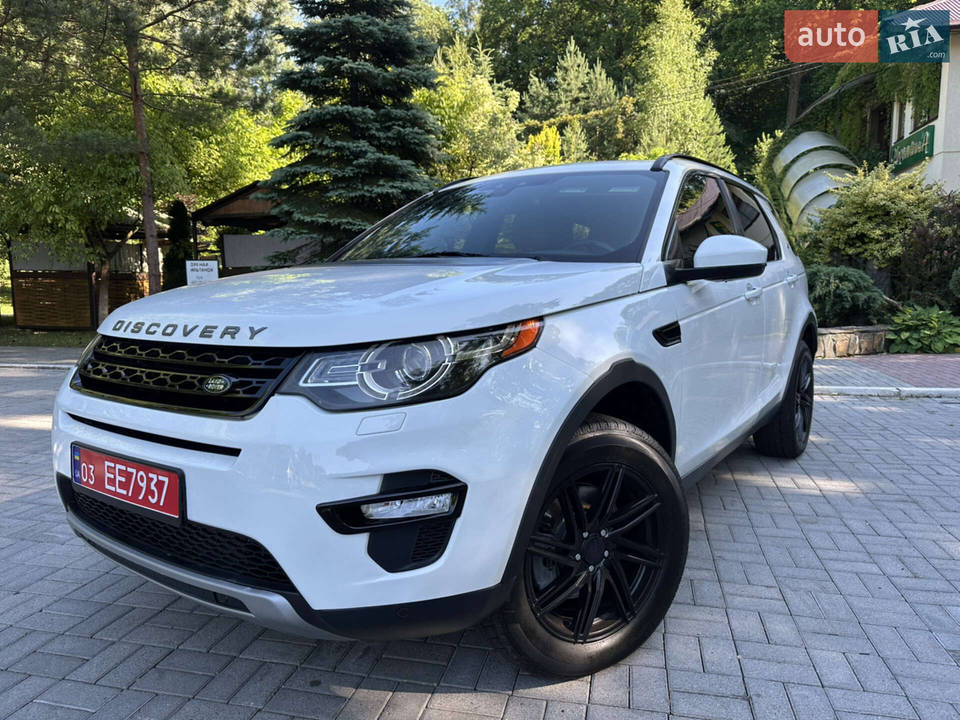 LAND ROVER DISCOVERY SPORT 2015