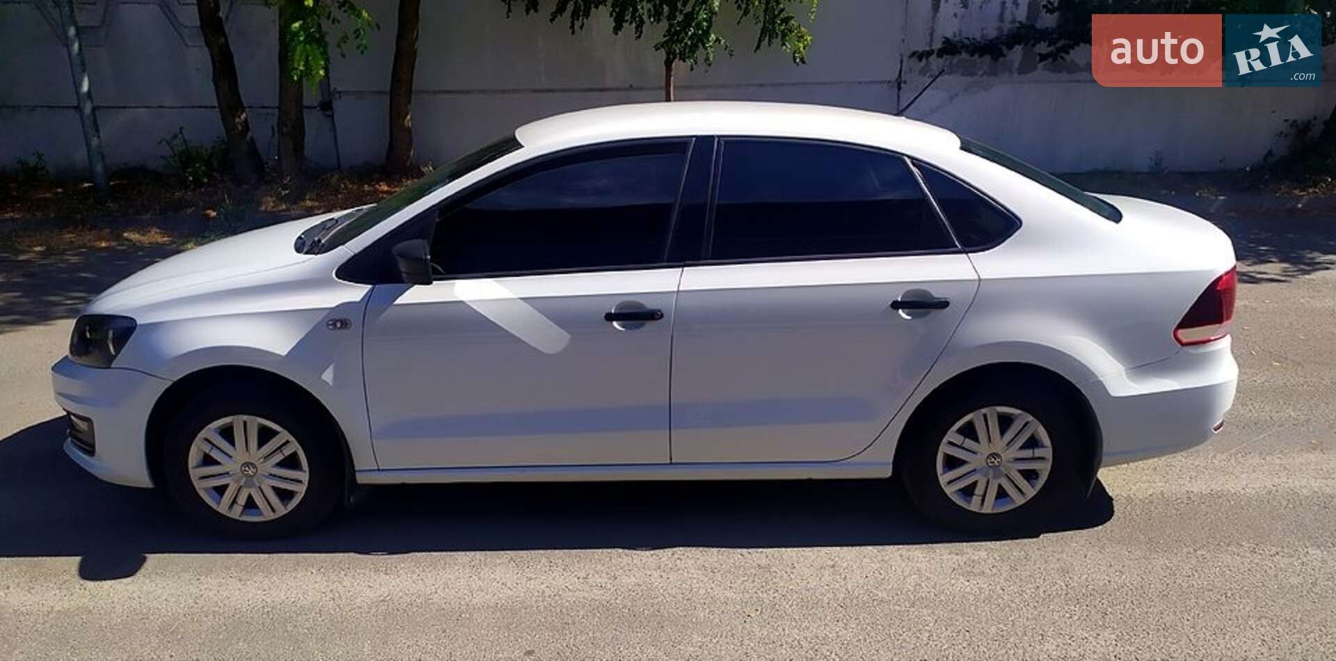 VOLKSWAGEN POLO 2019