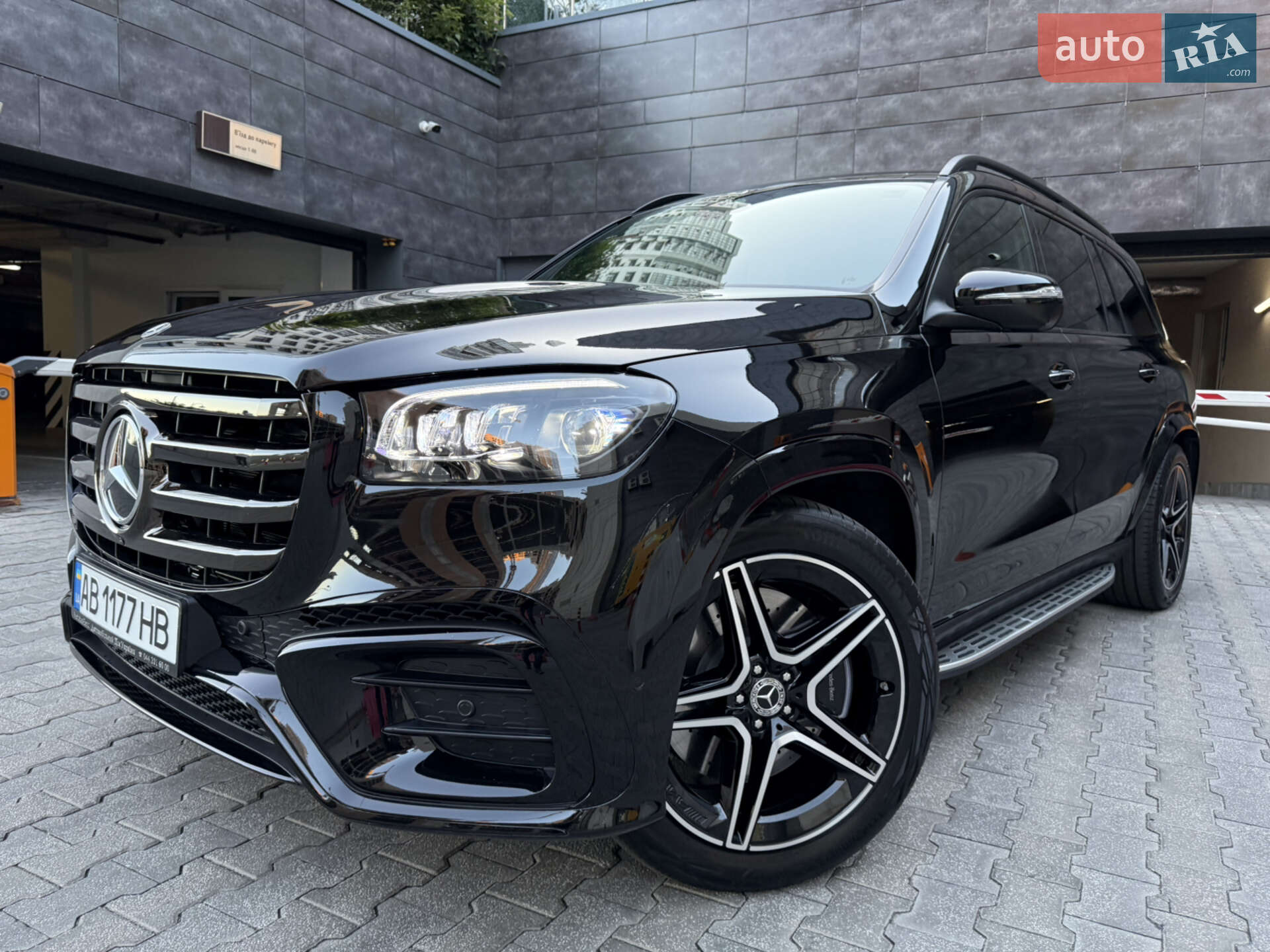 MERCEDES-BENZ GLS 450 D 2025
