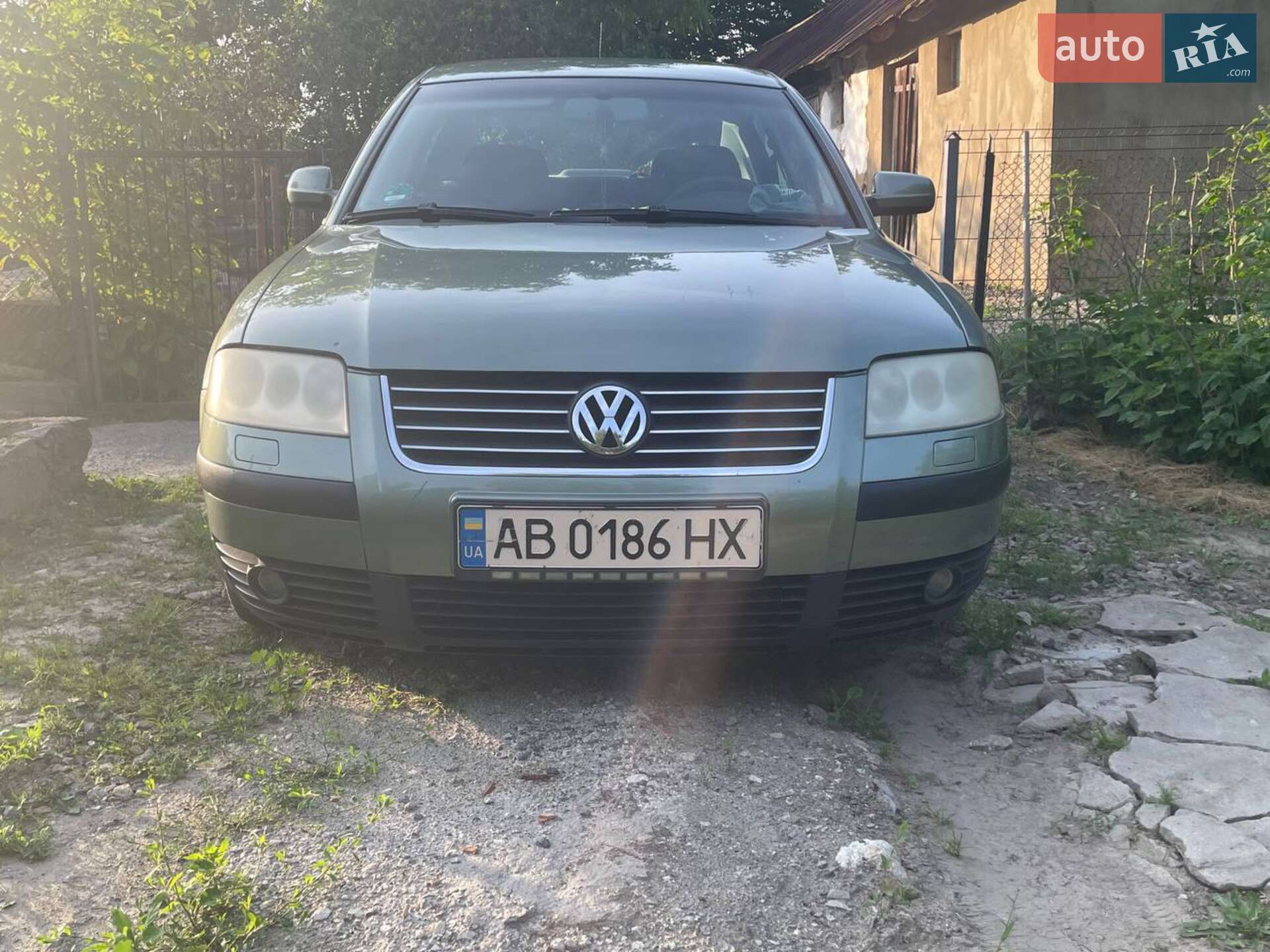 VOLKSWAGEN PASSAT 2002