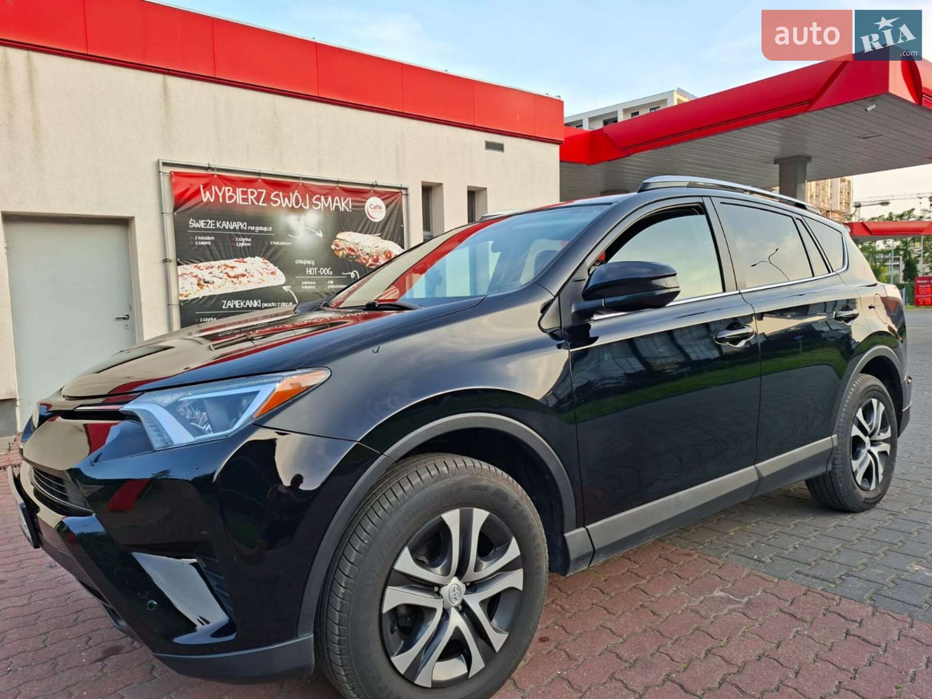 TOYOTA RAV4 2017