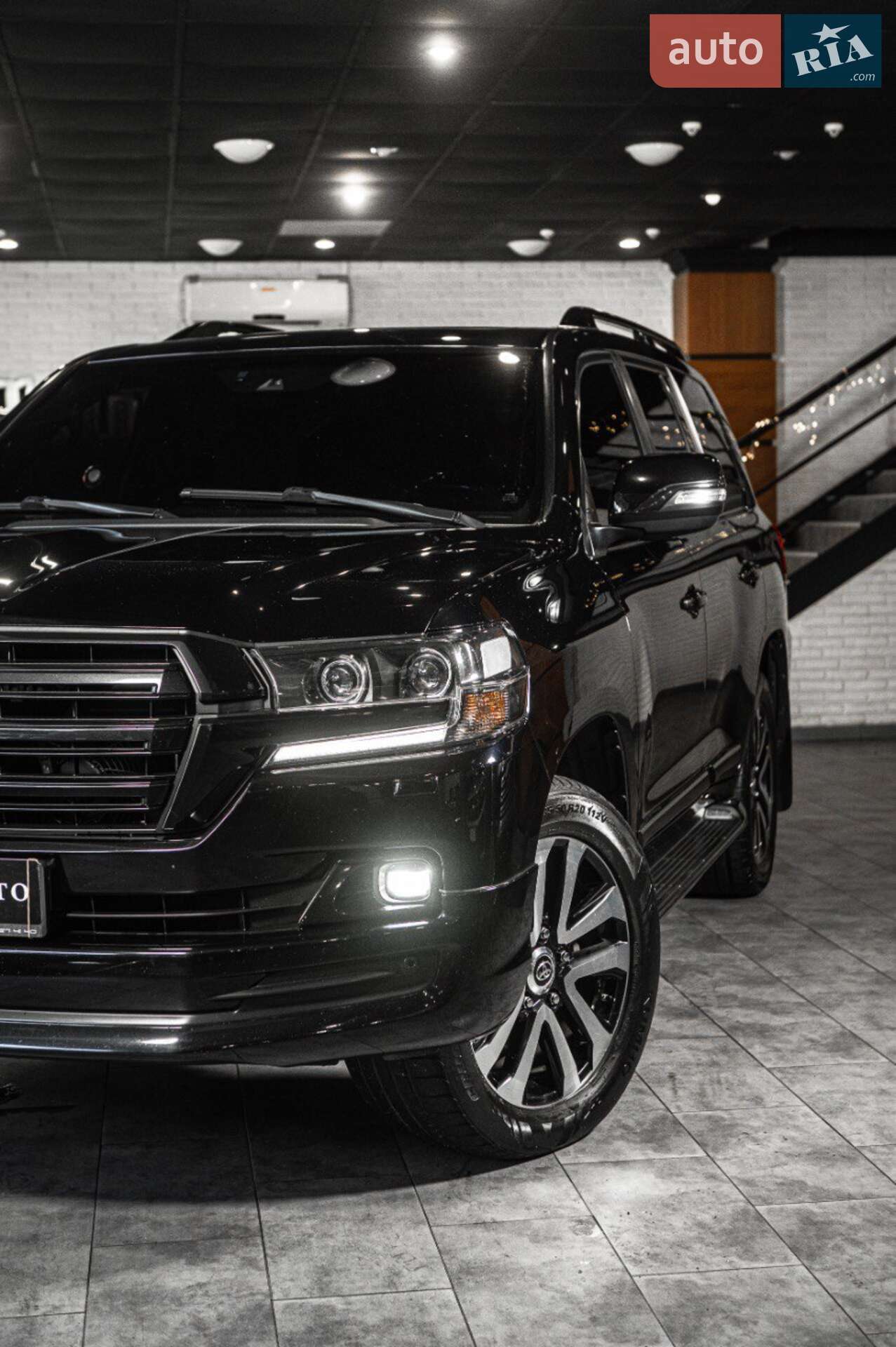 Головне фото звіту автомобіля TOYOTA LAND CRUISER 200 2018