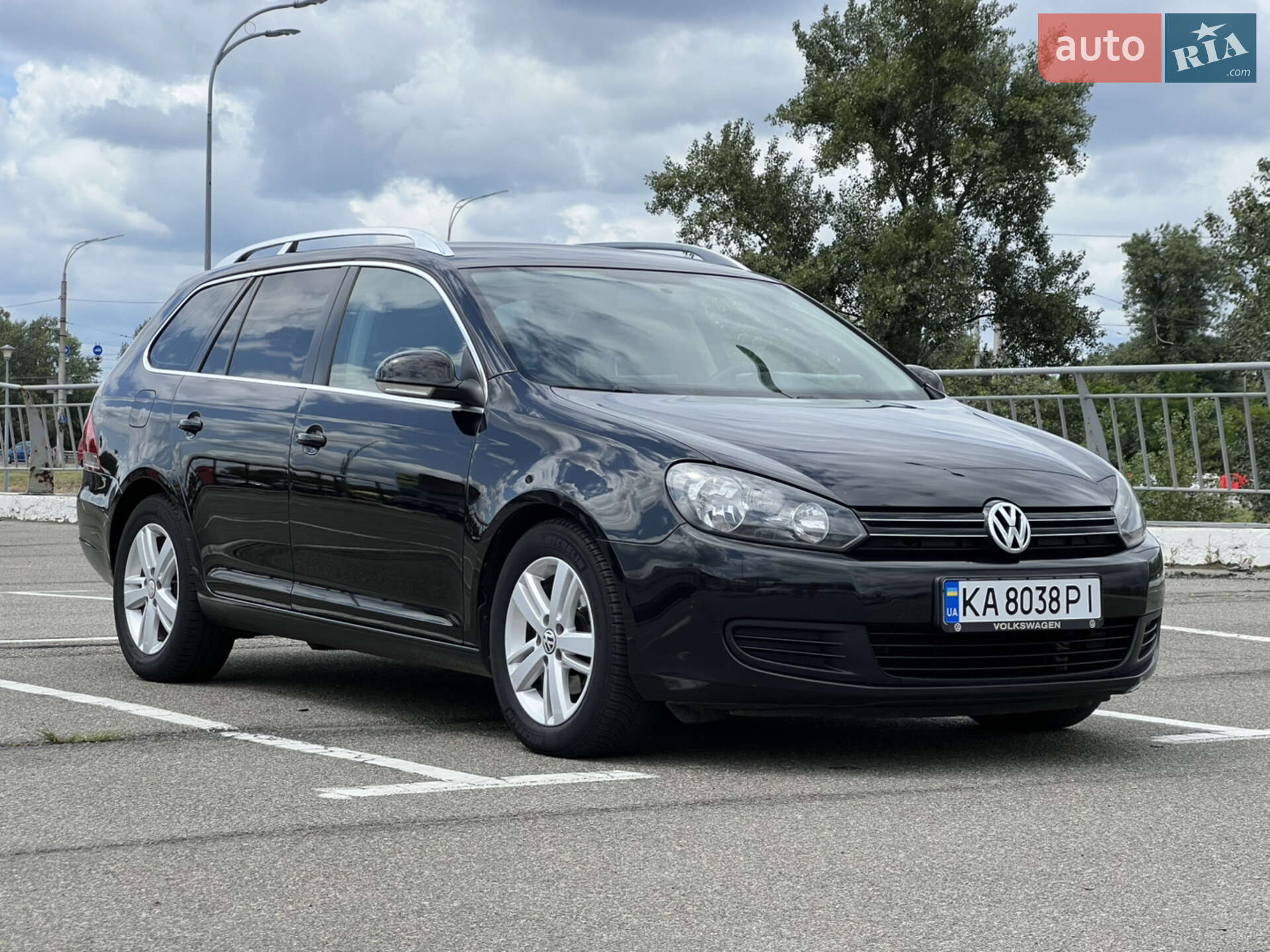 VOLKSWAGEN GOLF 2011