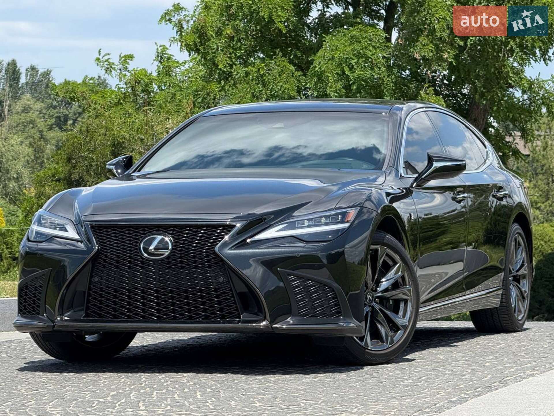 LEXUS LS 500 2022