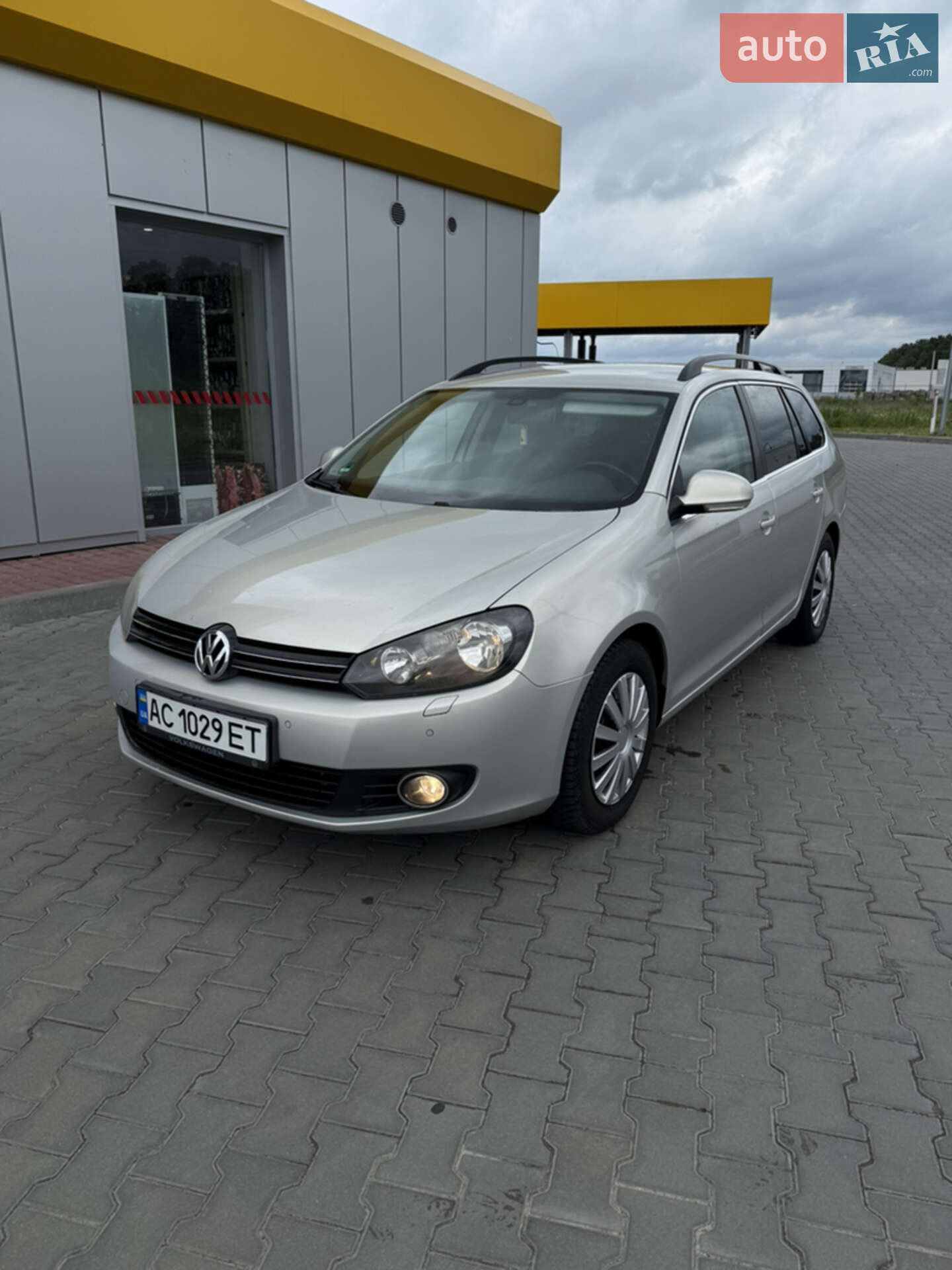 VOLKSWAGEN GOLF 2009