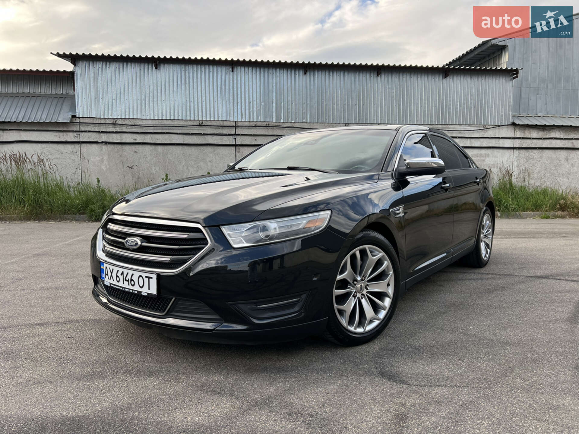 Ford Taurus 2013