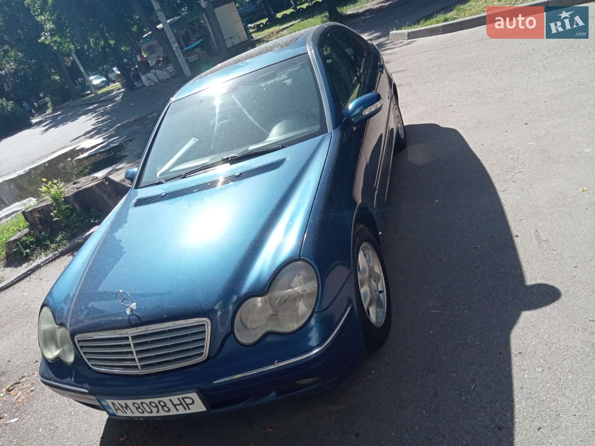 MERCEDES-BENZ C 220 D 2001