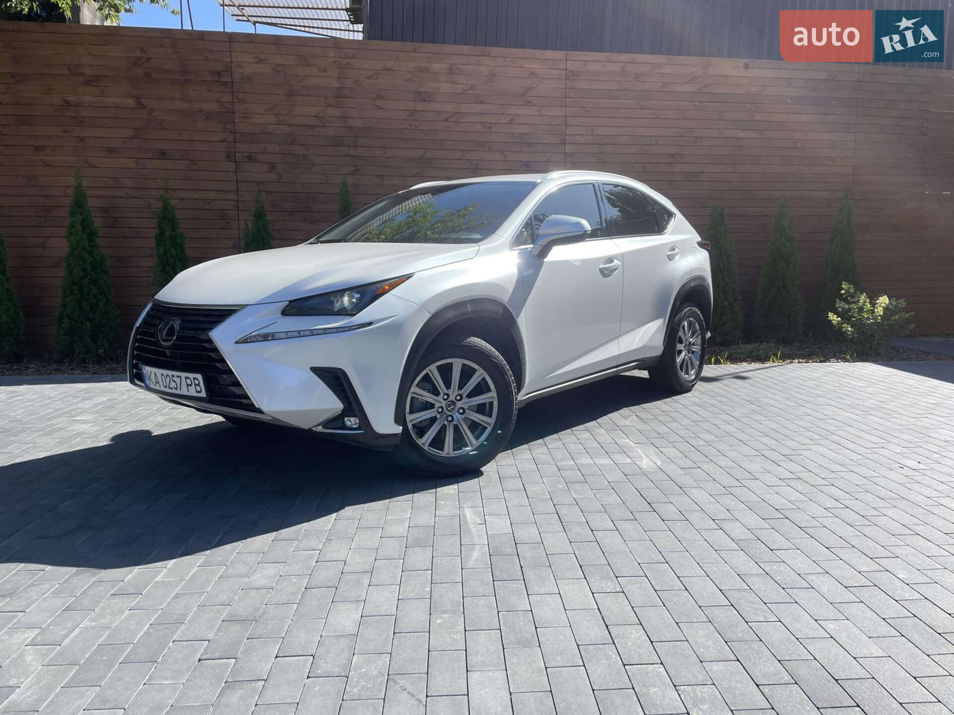 LEXUS NX 300 2019