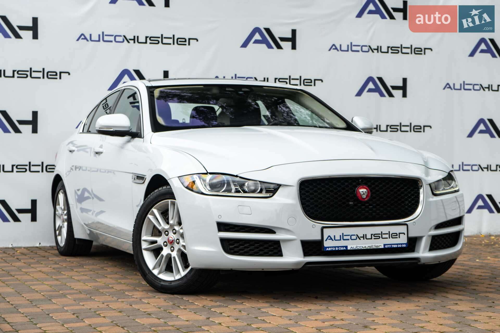 JAGUAR XE 2018
