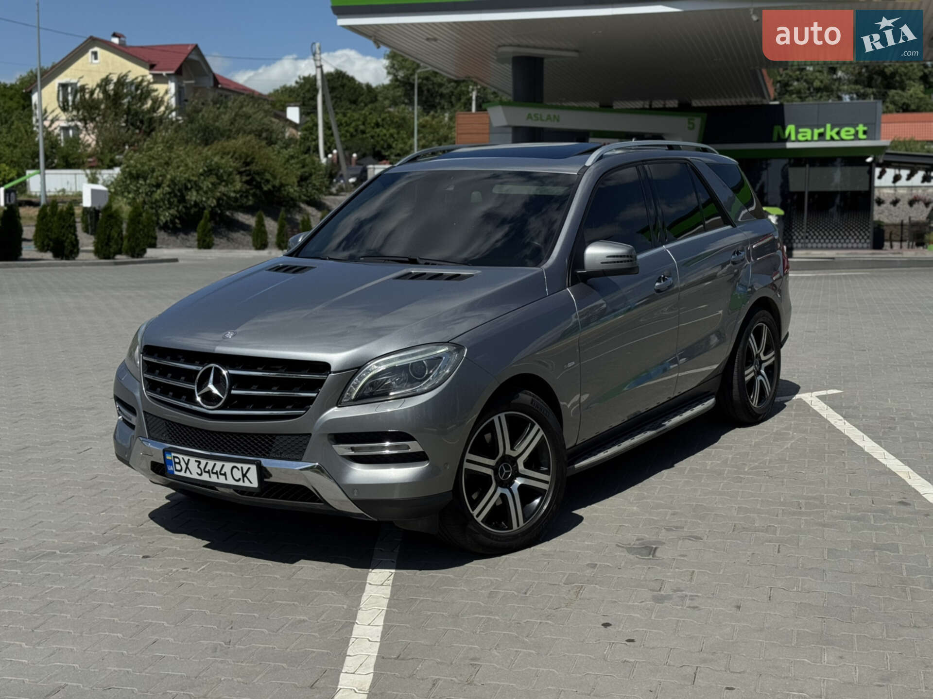 MERCEDES-BENZ ML 350