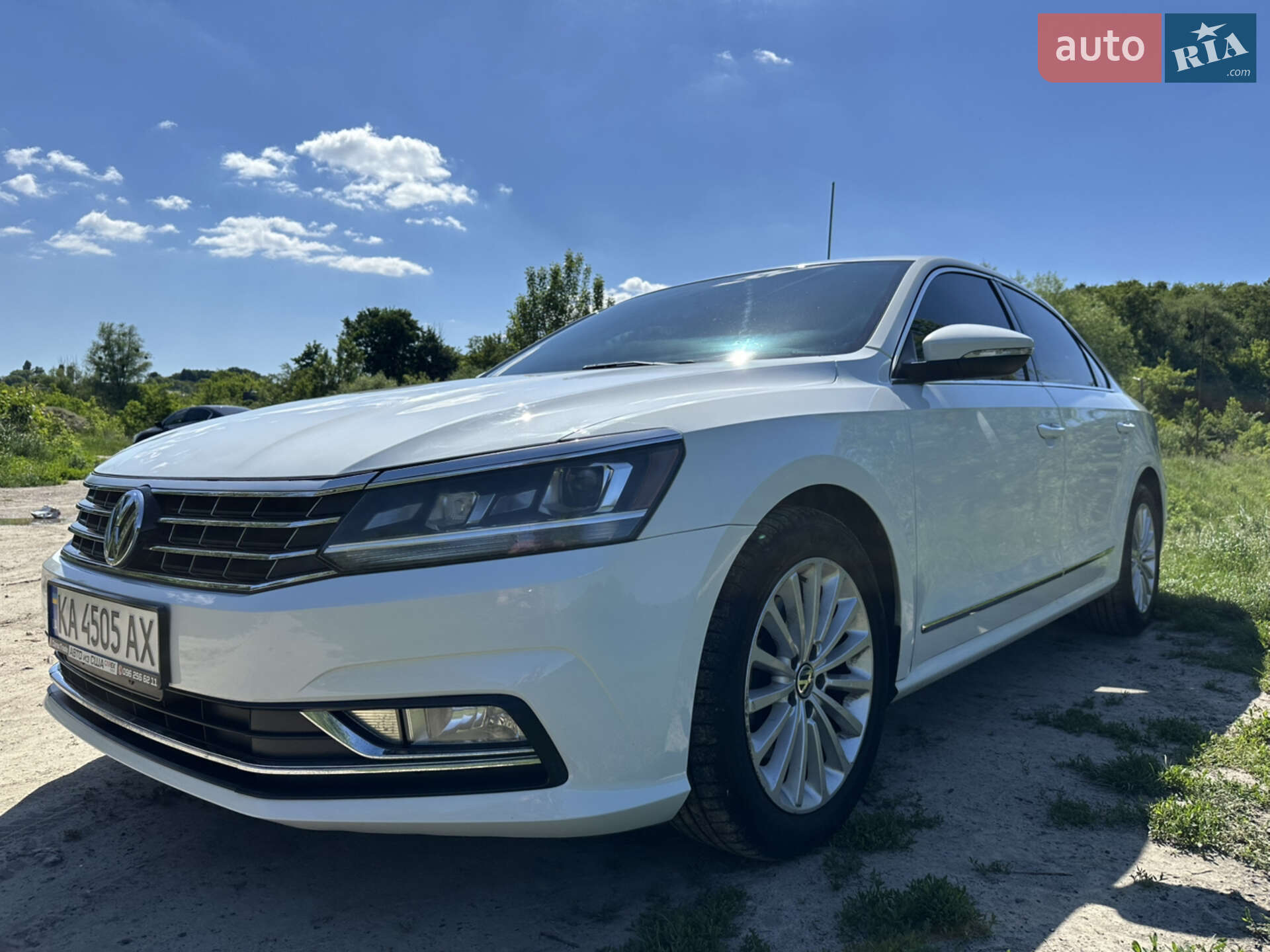 VOLKSWAGEN PASSAT 2017