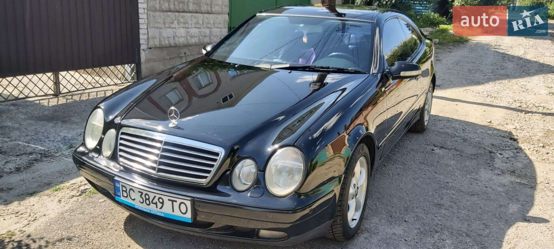 MERCEDES-BENZ CLK 200 2001