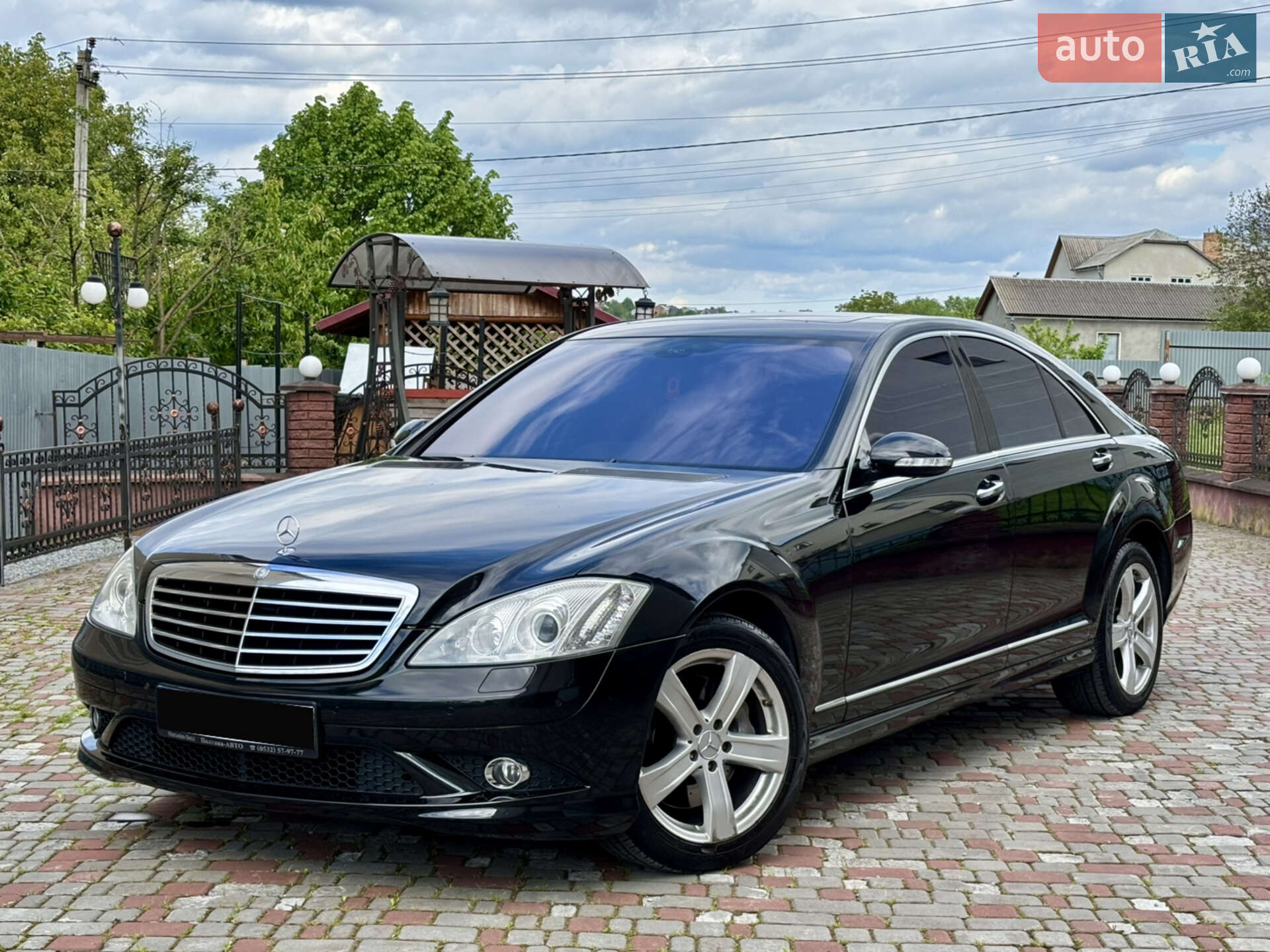 MERCEDES-BENZ S 500 2005