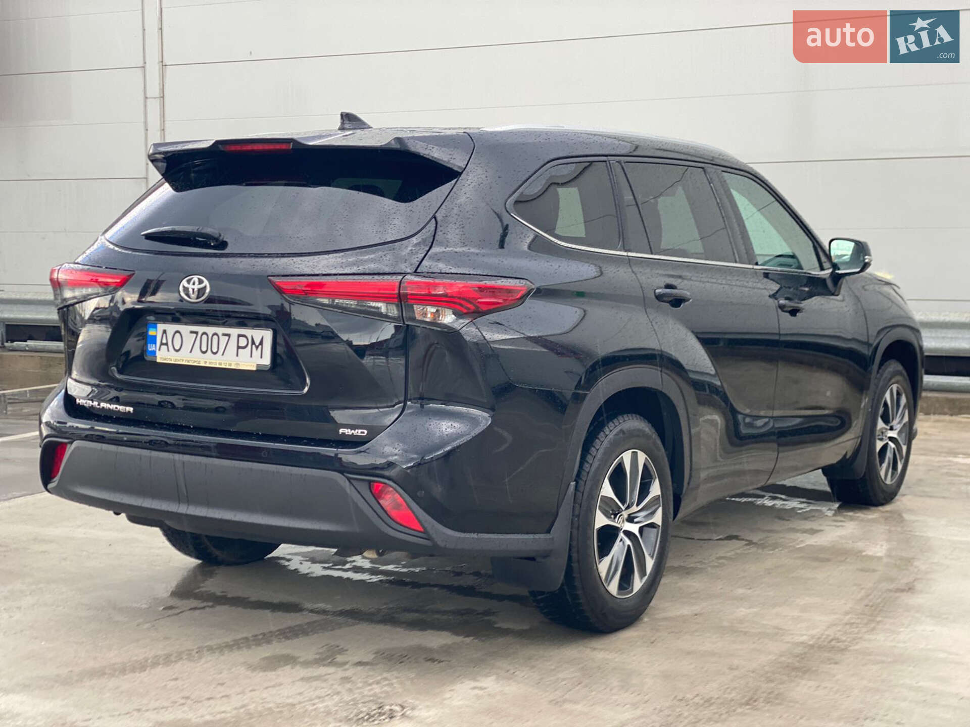 TOYOTA HIGHLANDER 2020