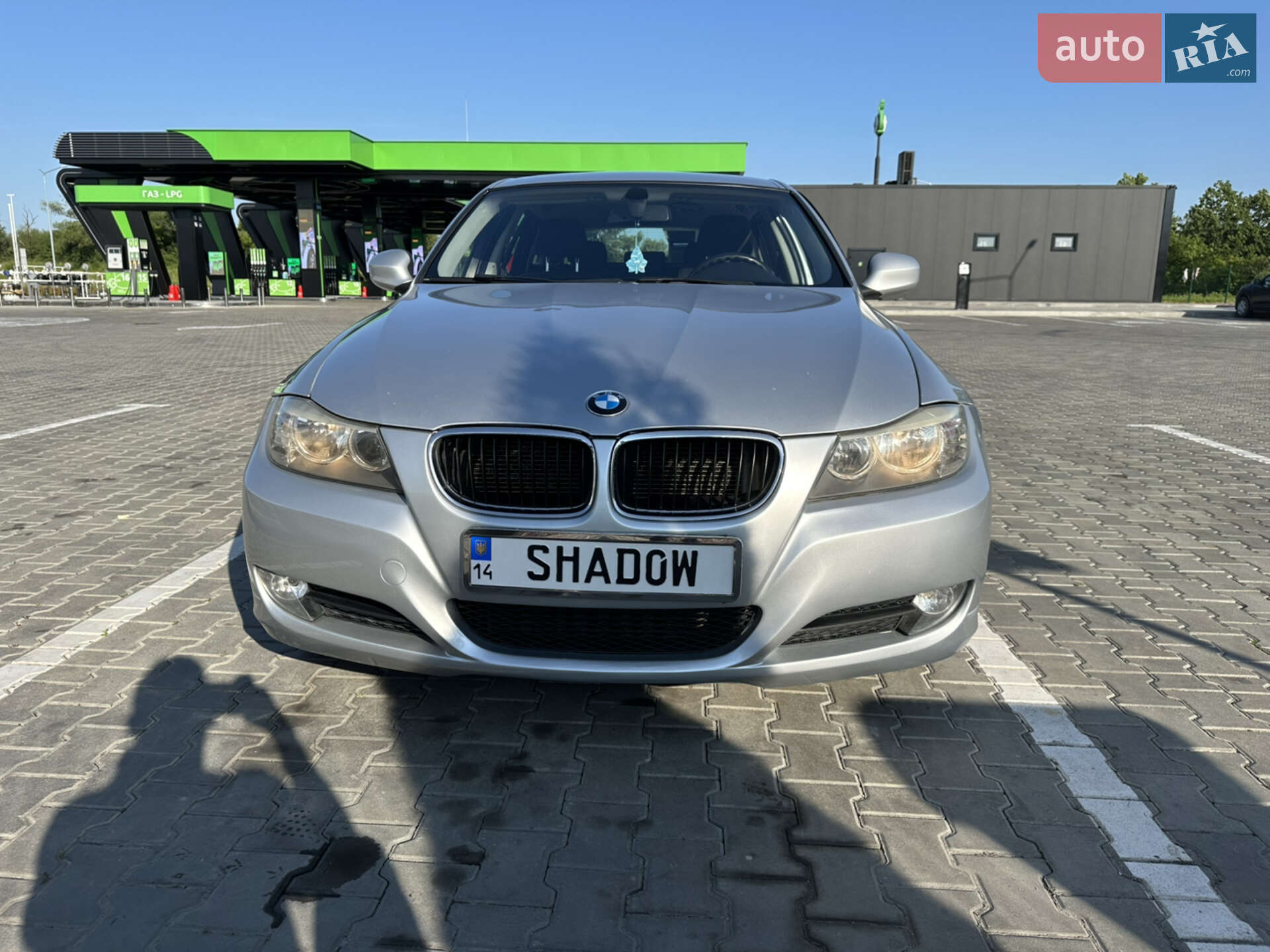 BMW 318 2011